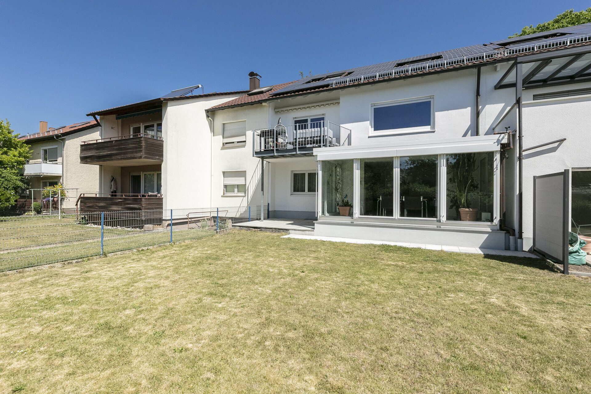 Immobilienangebot - Ulm / Wiblingen - Alle - Modernisiertes Reihenmittelhaus mit zwei WE und ausgebautem Dachgeschoss