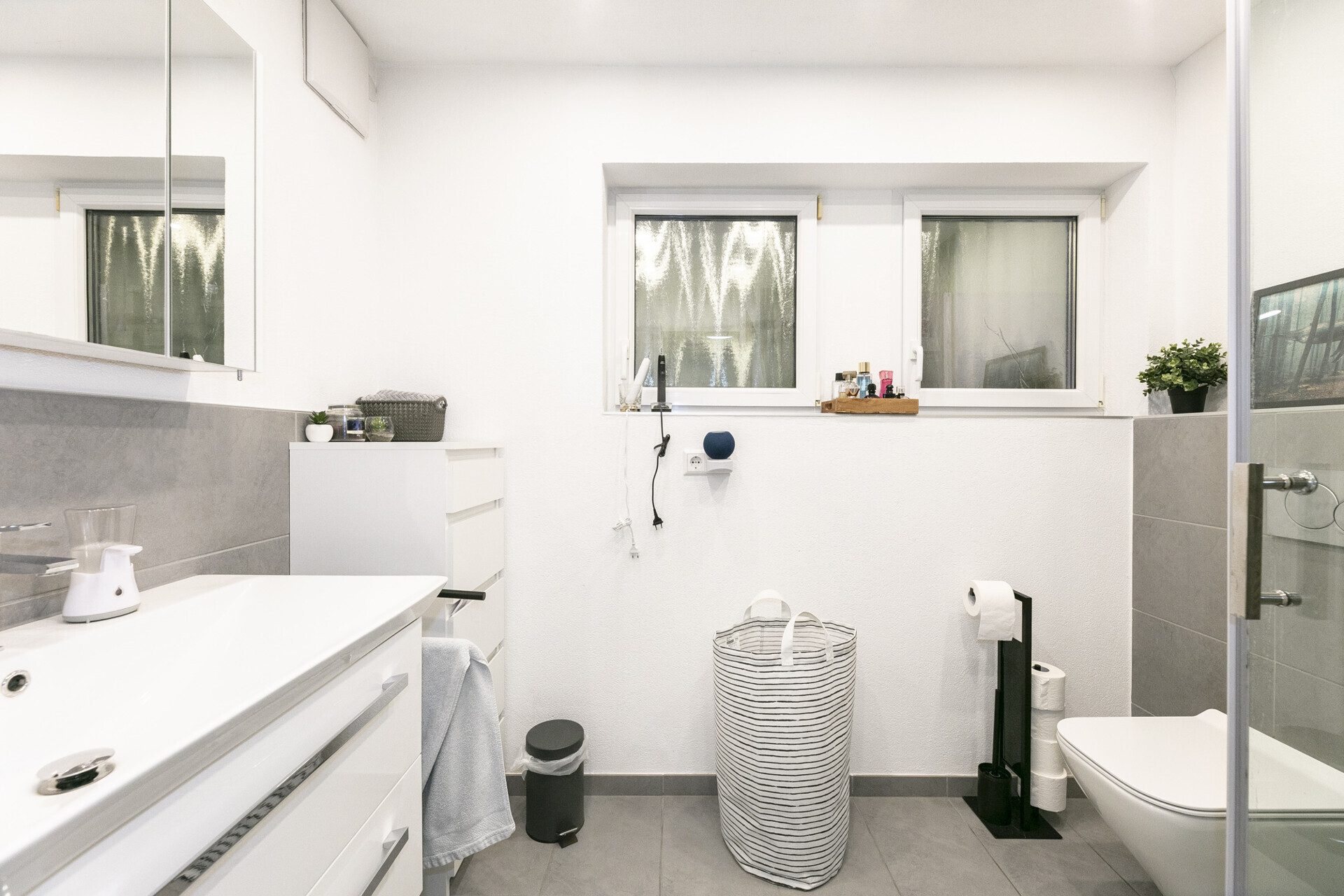 Immobilienangebot - Ulm / Wiblingen - Alle - Modernisiertes Reihenmittelhaus mit zwei WE und ausgebautem Dachgeschoss