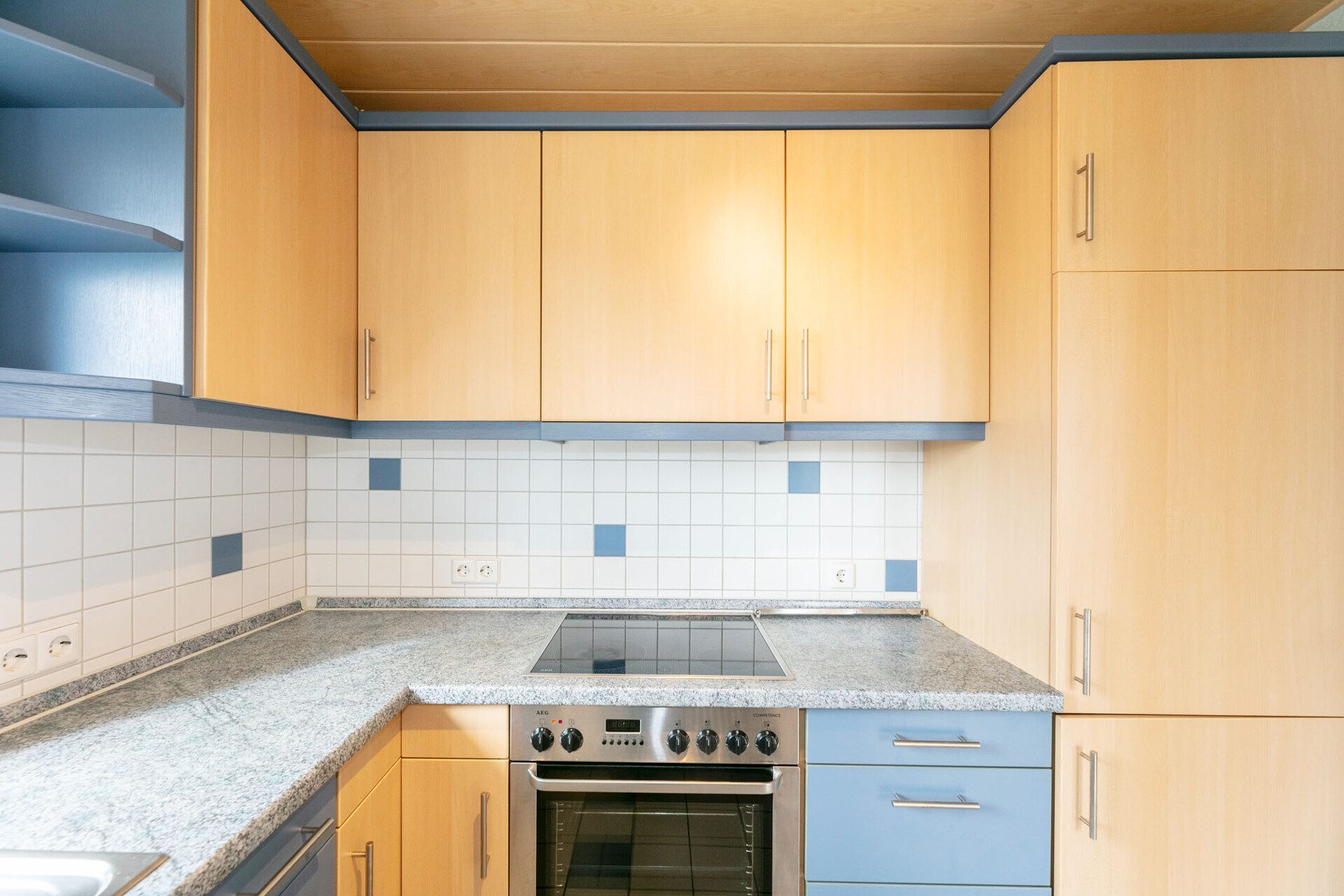 Immobilienangebot - Neu-Ulm/Burlafingen - Alle - Helle 3-Zimmer-Wohnung im Erdgeschoss mit Balkon und direktem Gartenzugang