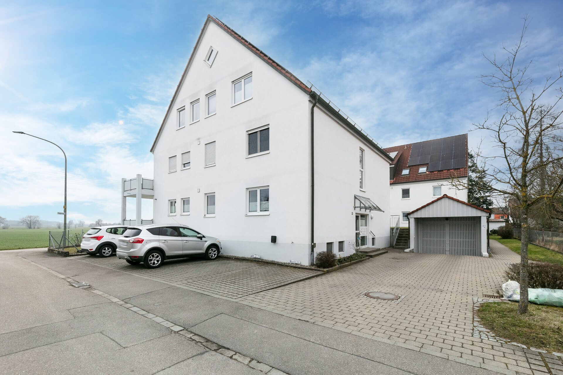 Immobilienangebot - Neu-Ulm/Burlafingen - Alle - Helle 3-Zimmer-Wohnung im Erdgeschoss mit Balkon und direktem Gartenzugang