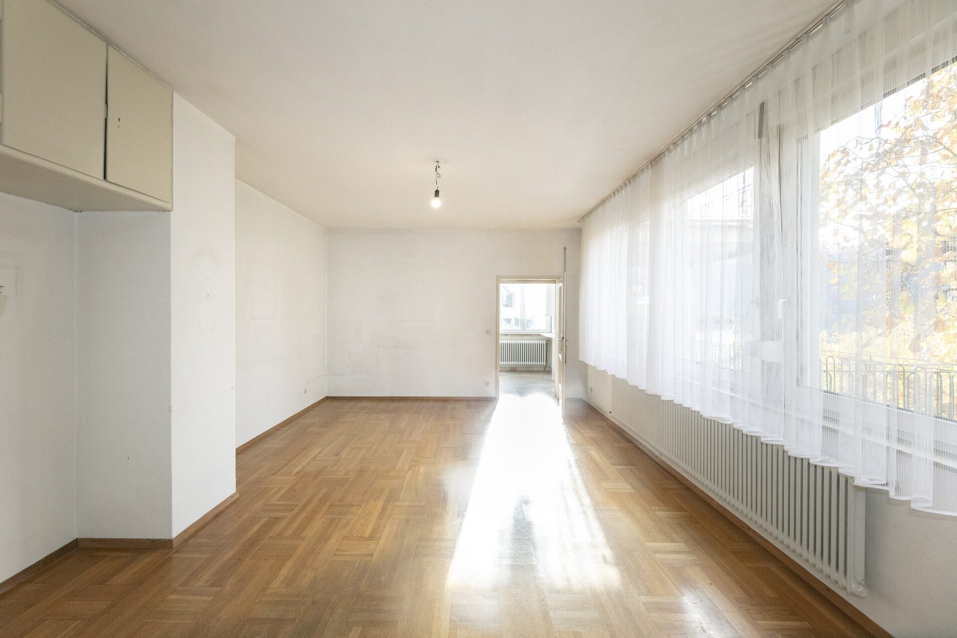 Immobilienangebot - Blaustein / Herrlingen - Alle - Schmuckstück mit viel Platz und großem Grundstück