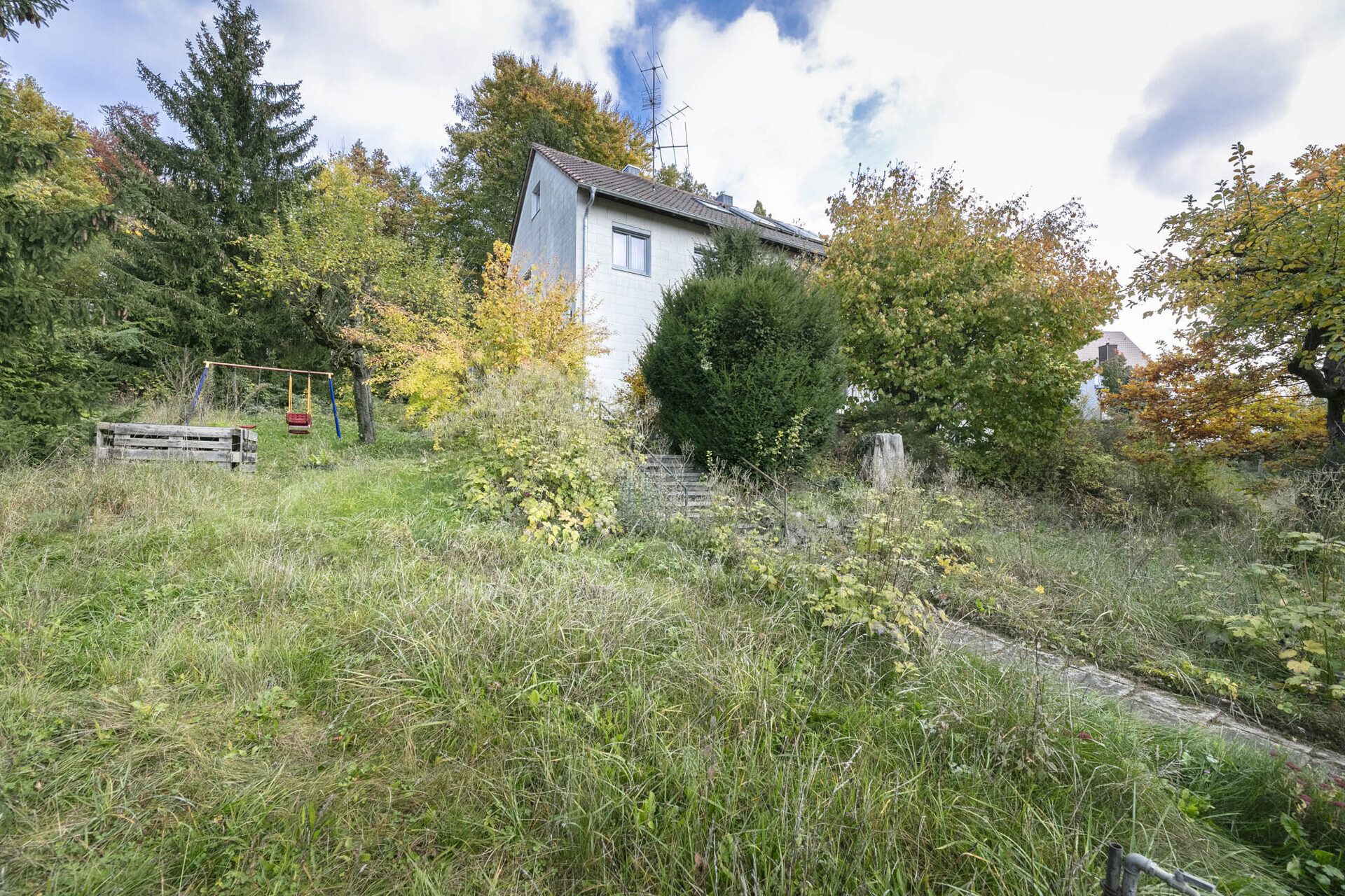 Immobilienangebot - Blaustein / Herrlingen - Alle - Schmuckstück mit viel Platz und großem Grundstück
