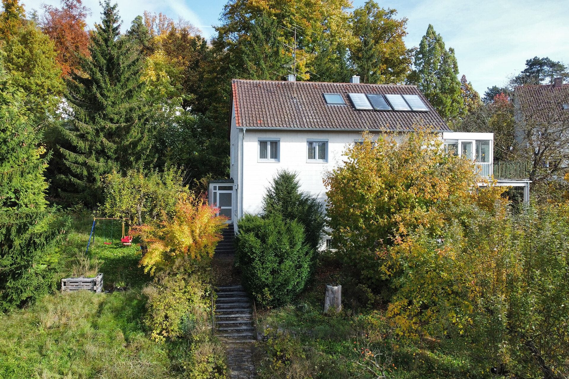 Immobilienangebot - Blaustein / Herrlingen - Alle - Schmuckstück mit viel Platz und großem Grundstück