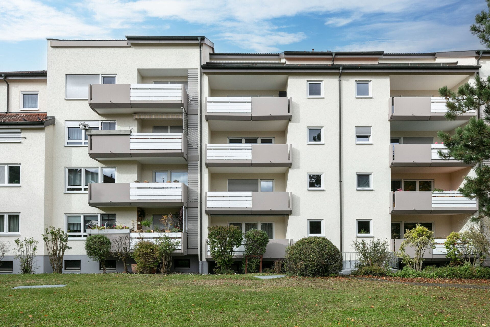 Immobilienangebot - Ulm / Böfingen - Alle - Dachgeschosswohnung mit Wohlfühlatmosphäre und herrlichem Ausblick
