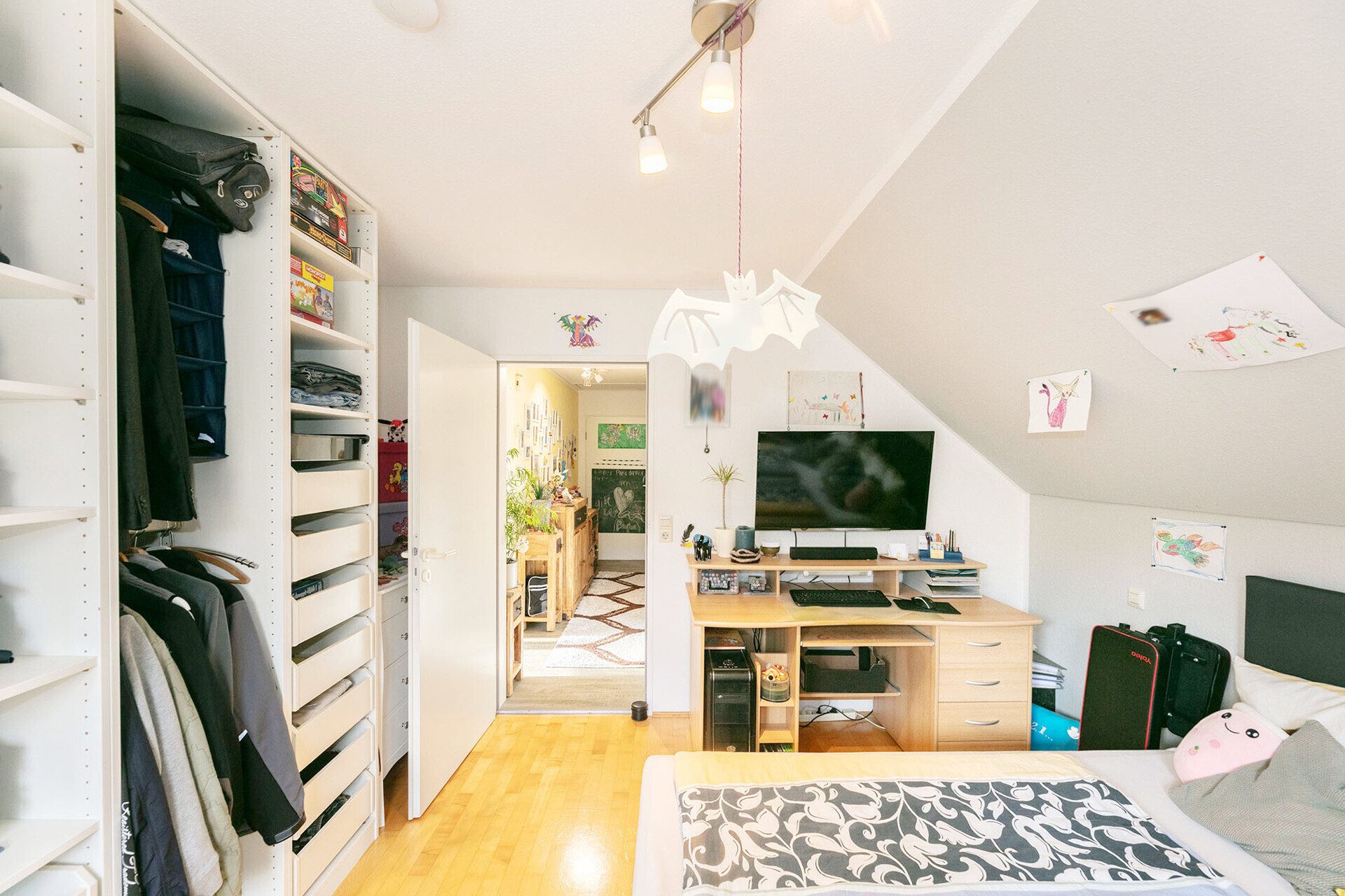 Immobilienangebot - Blaustein/Herrlingen - Alle - Dachgeschosswohnung mit Charme - einziehen und wohlfühlen