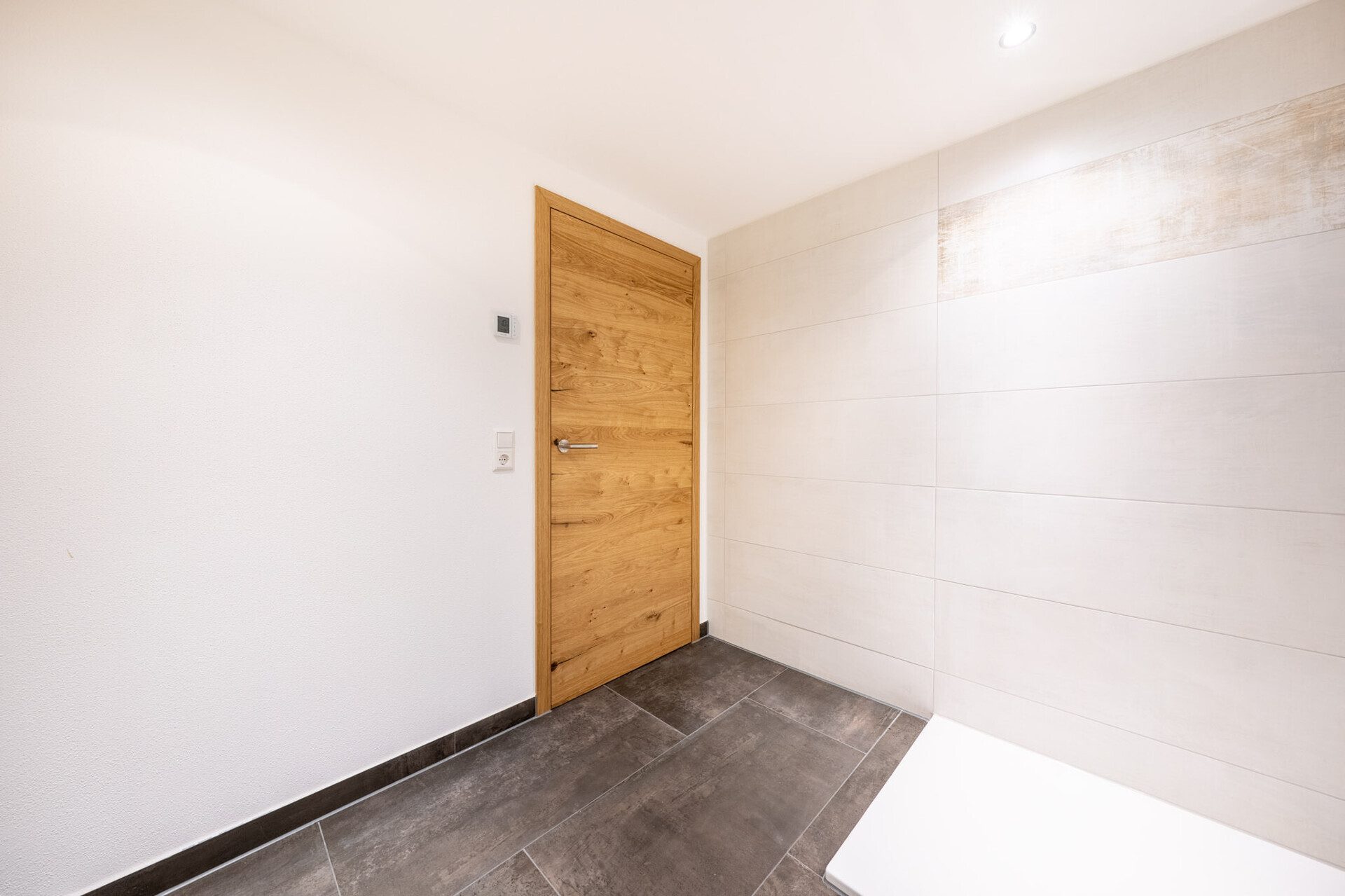 Immobilienangebot - Dornstadt - Alle - Gemütliches Wohnen mit Garten – 2-Zimmer-Souterrainwohnung