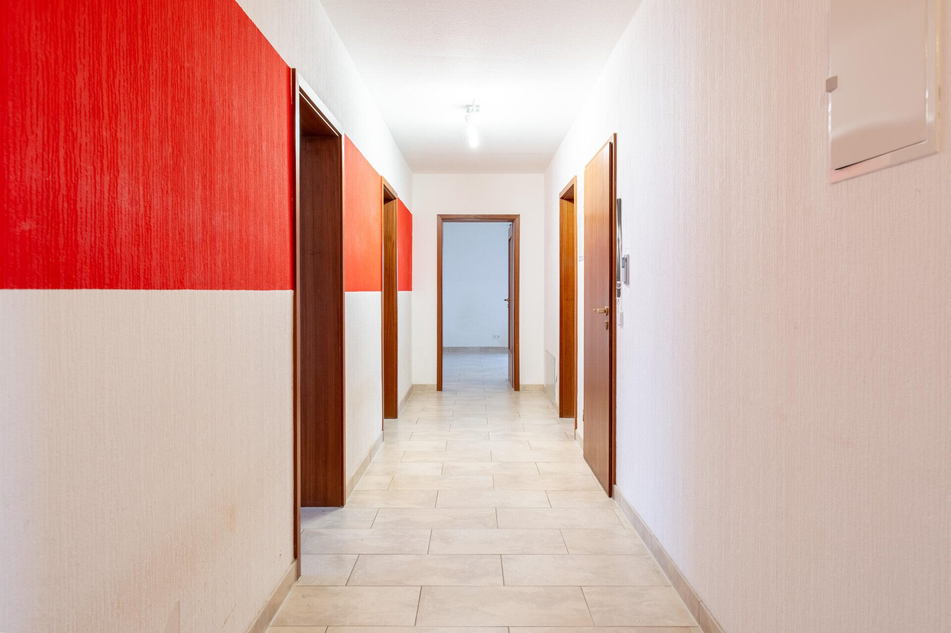 Immobilienangebot - Dornstadt / Tomerdingen - Alle - 117 m² Wohnkomfort 
EG-Wohnung mit Garage und privatem Garten