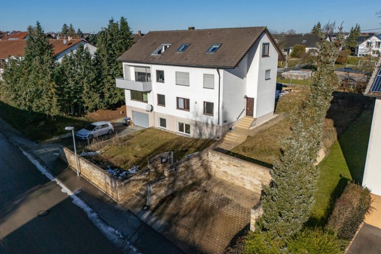 Immobilienangebot - Dornstadt / Tomerdingen - Alle - 117 m² Wohnkomfort 
EG-Wohnung mit Garage und privatem Garten