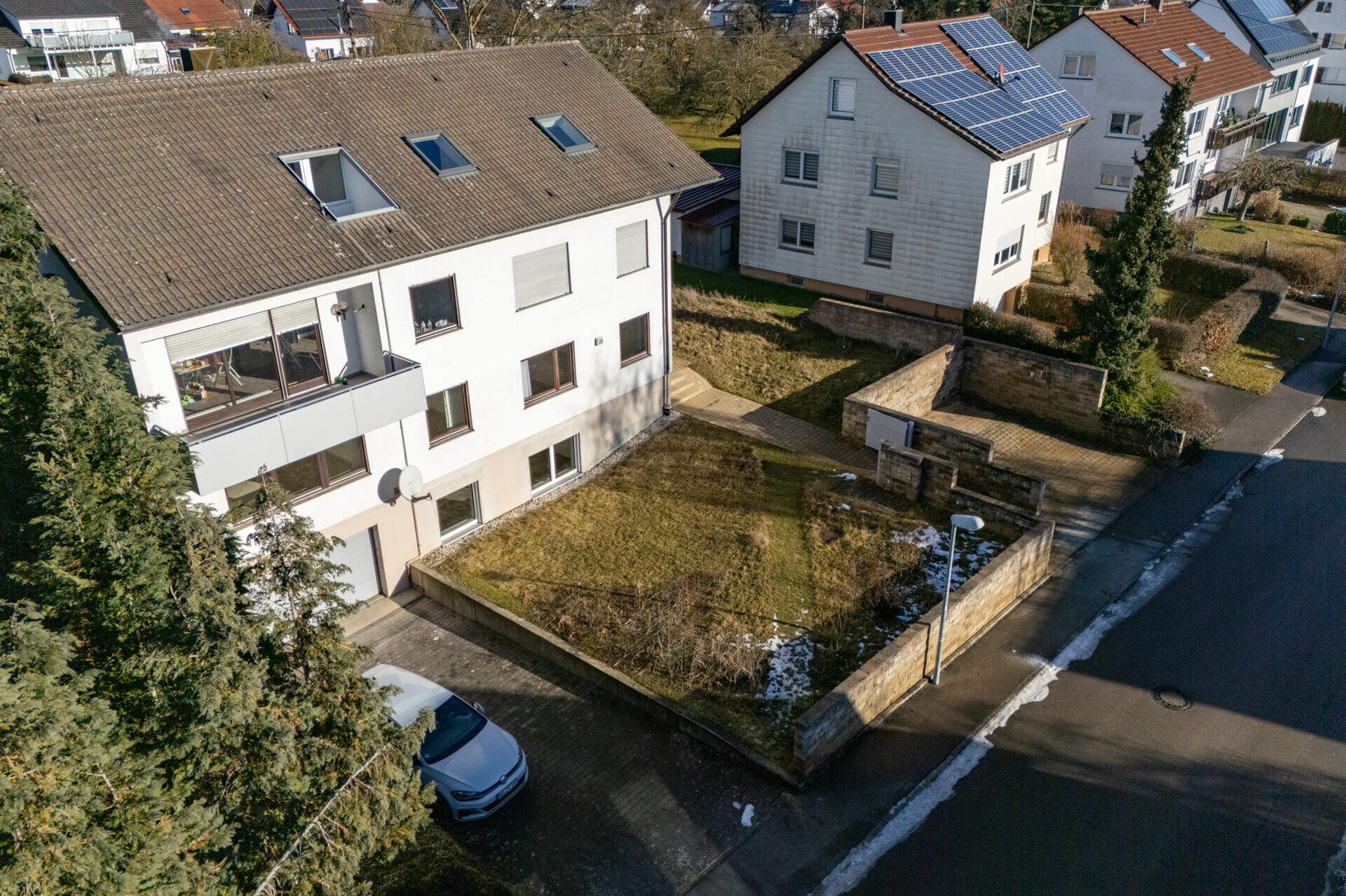 Immobilienangebot - Dornstadt / Tomerdingen - Alle - Traumhafte Dachgeschosswohnung mit Dachterrasse & eigenem Garten