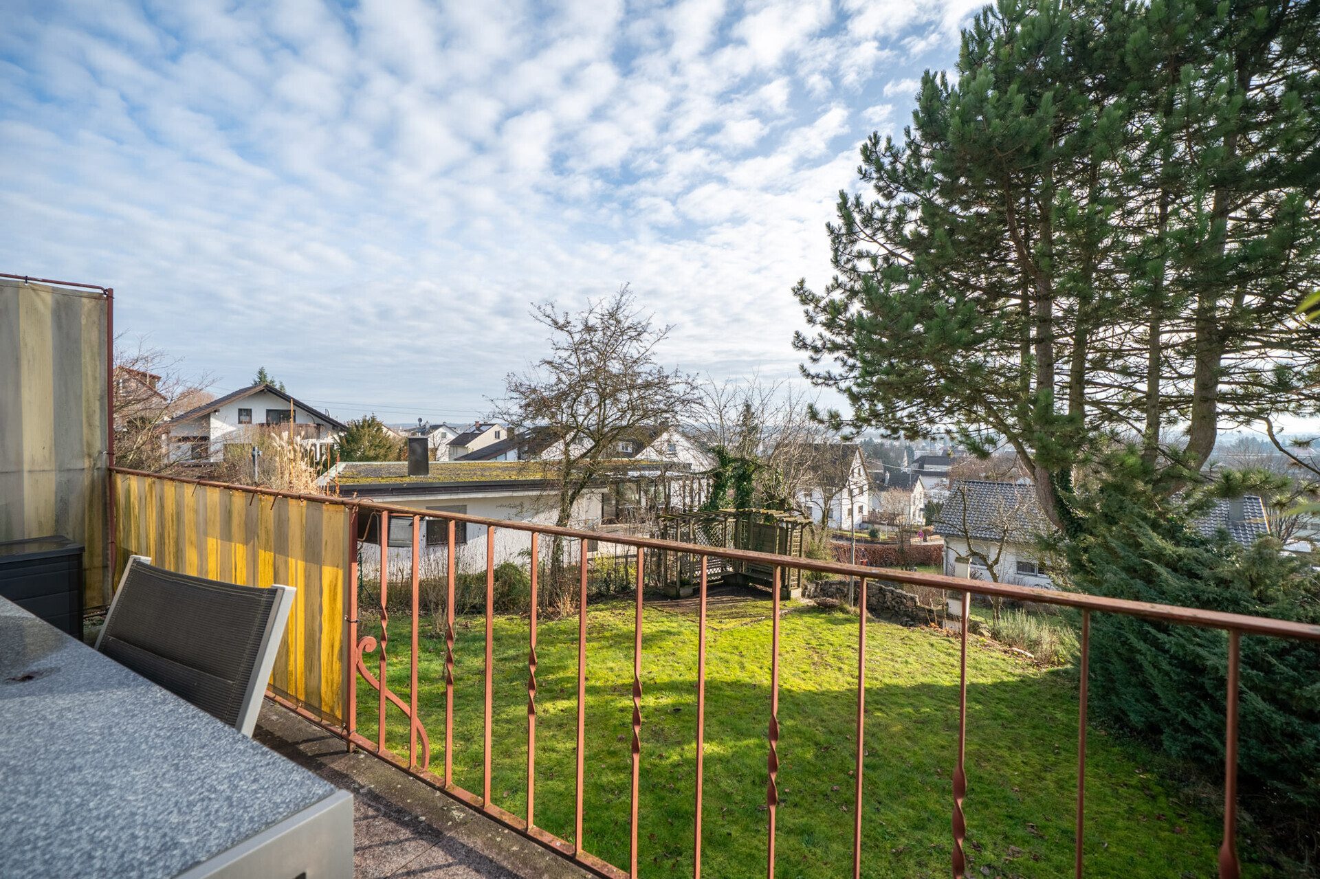 Immobilienangebot - Erbach - Alle - Viel Platz zum Leben: Einfamilienhaus mit Garten, Kamin und Rückzugsorten