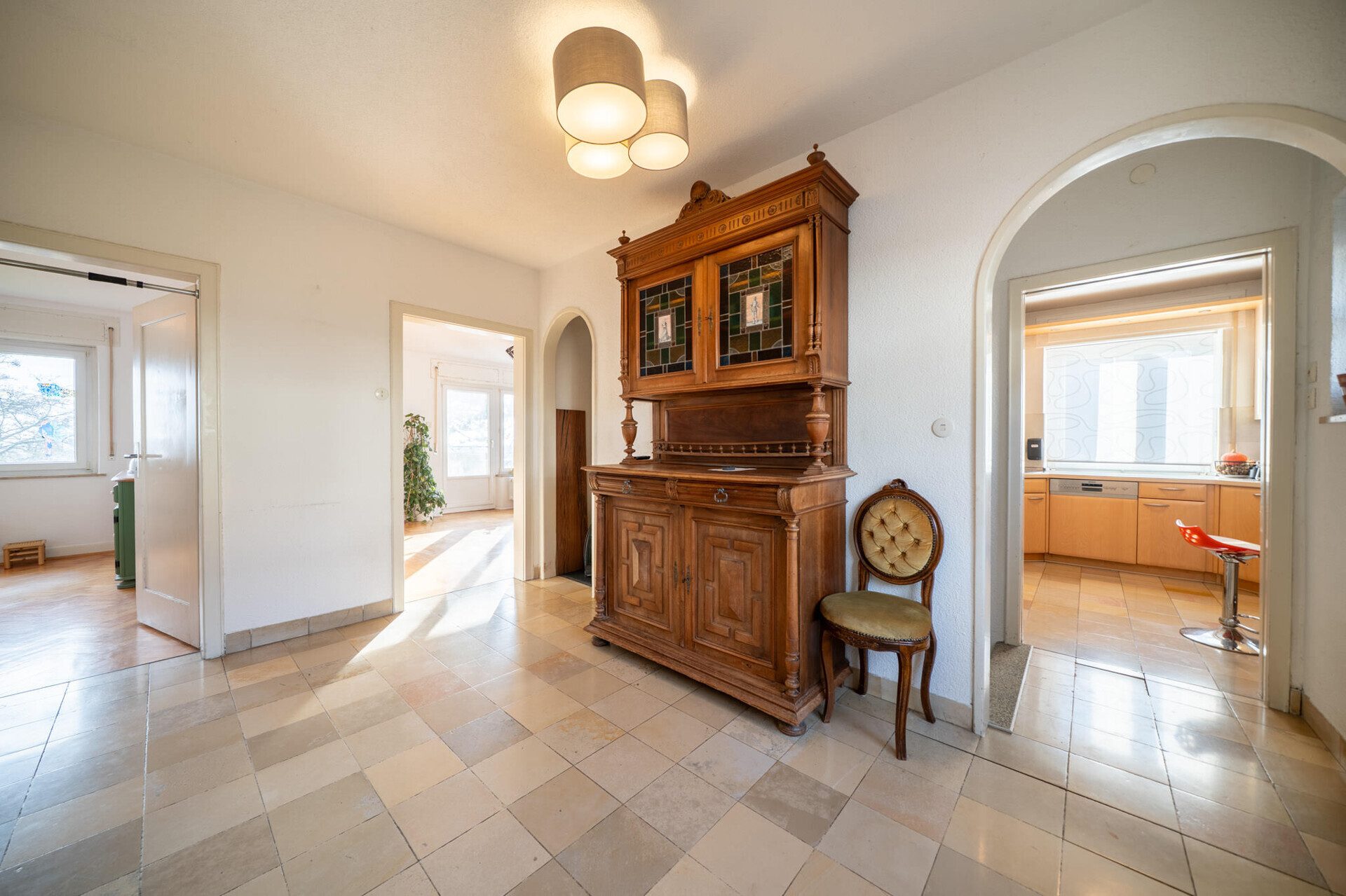 Immobilienangebot - Erbach - Alle - Viel Platz zum Leben: Einfamilienhaus mit Garten, Kamin und Rückzugsorten