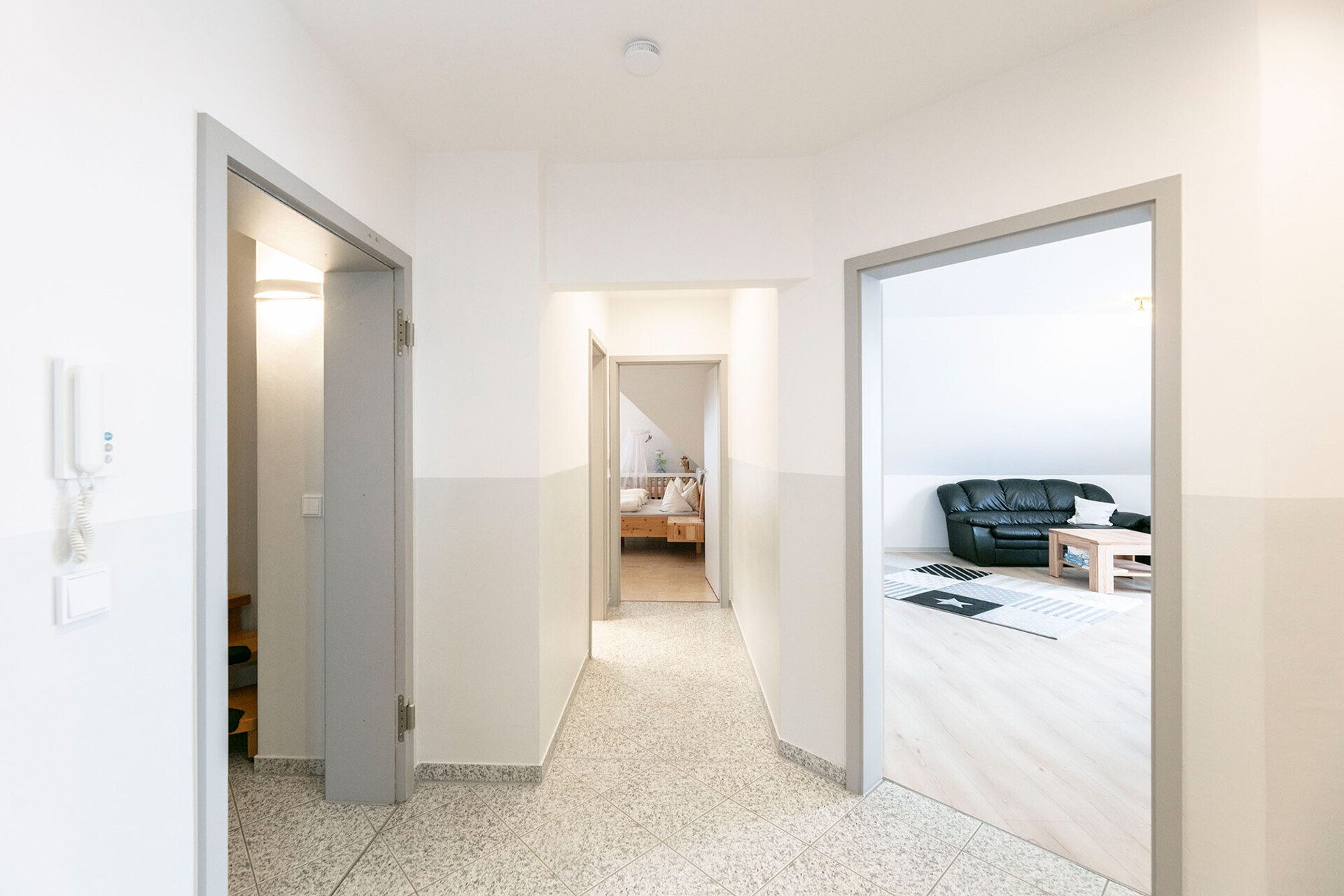 Immobilienangebot - Langweid am Lech - Alle - Top Preis-Leistung: Großzügige Wohnung mit toller Anbindung nach Augsburg