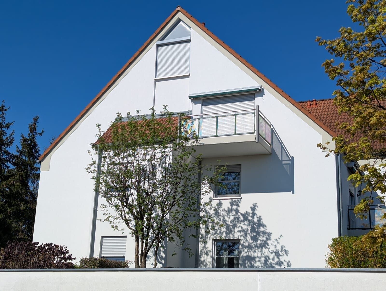 Immobilienangebot - Langweid am Lech - Alle - PROVISIONSFREI: Tolle Maisonette - Stellplätze & neuwertige Küche INKLUSIVE