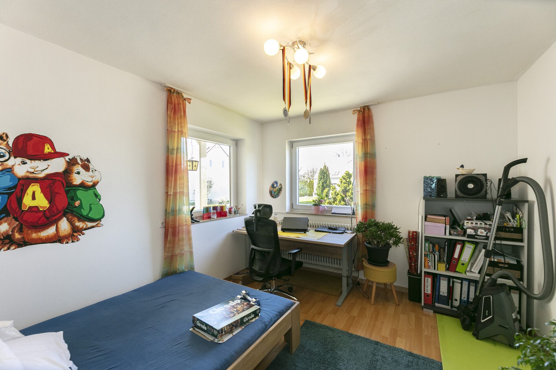 Immobilienangebot - Erbach-Ersingen - Alle - Zur Kapitalanlage oder zum Selbstbezug - 
ZFH mit schönem Grundstück