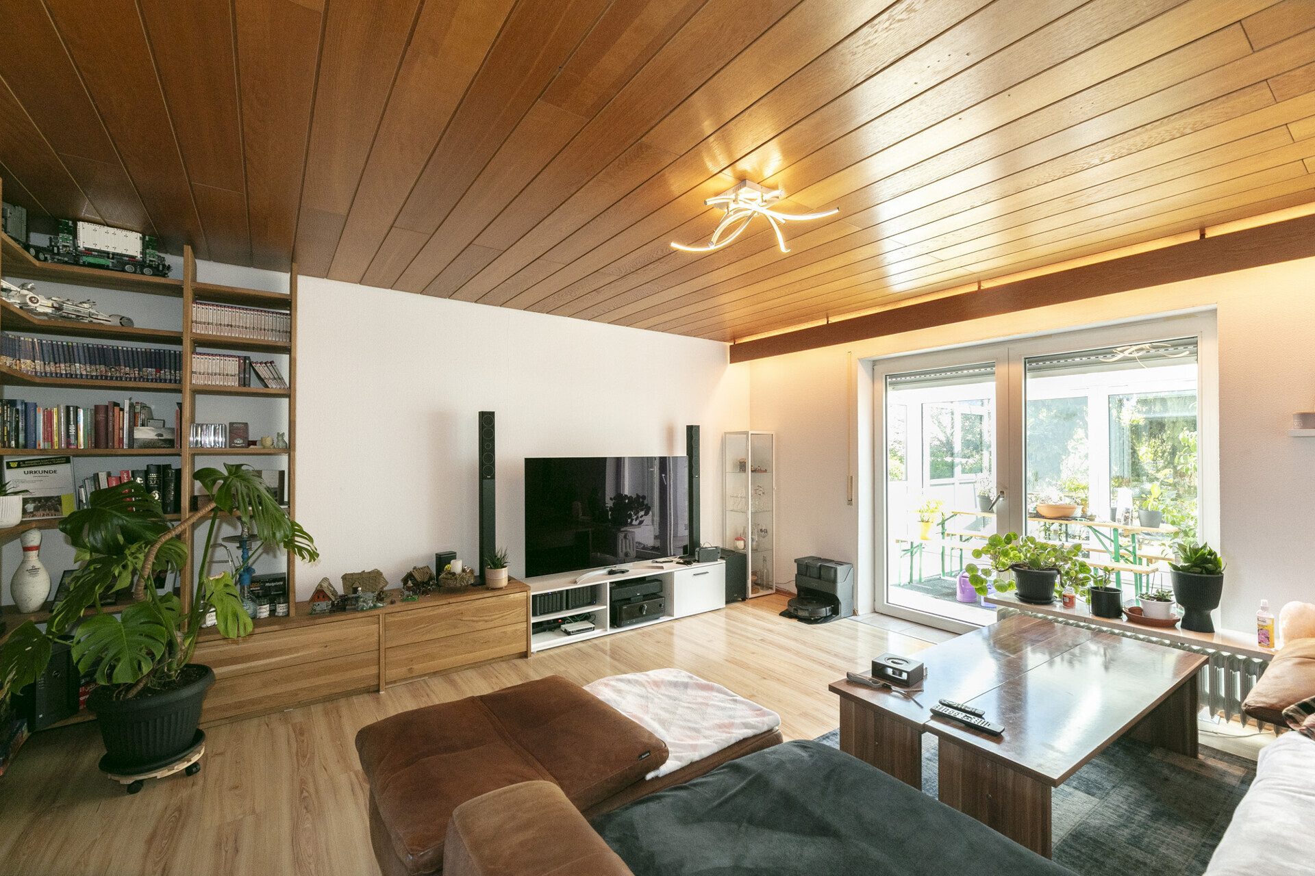 Immobilienangebot - Erbach-Ersingen - Alle - Zur Kapitalanlage oder zum Selbstbezug - 
ZFH mit schönem Grundstück