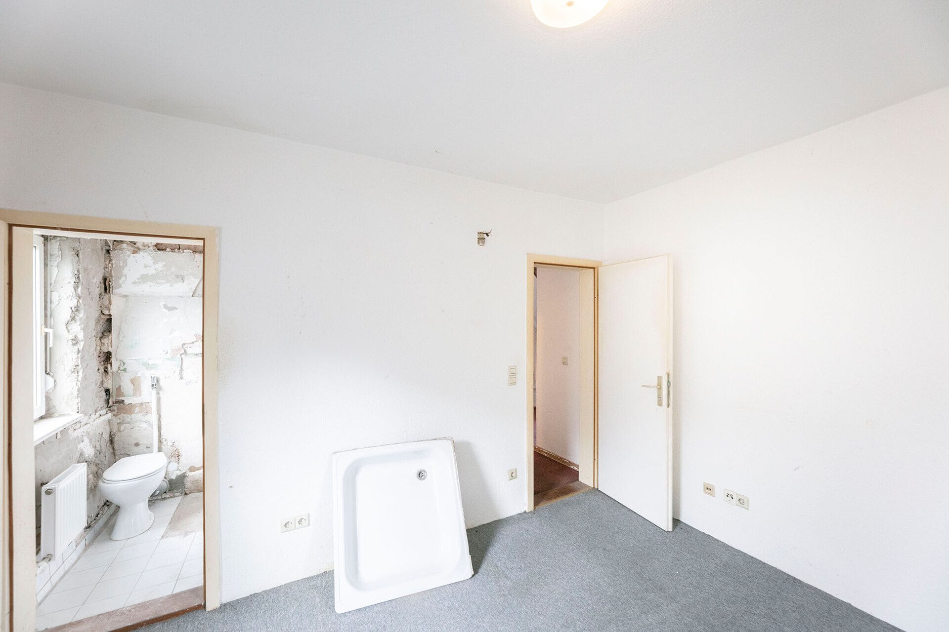 Immobilienangebot - Ulm - Alle - Sanierungsbedürftiges ZFH – Viel Potenzial für neue Wohnideen