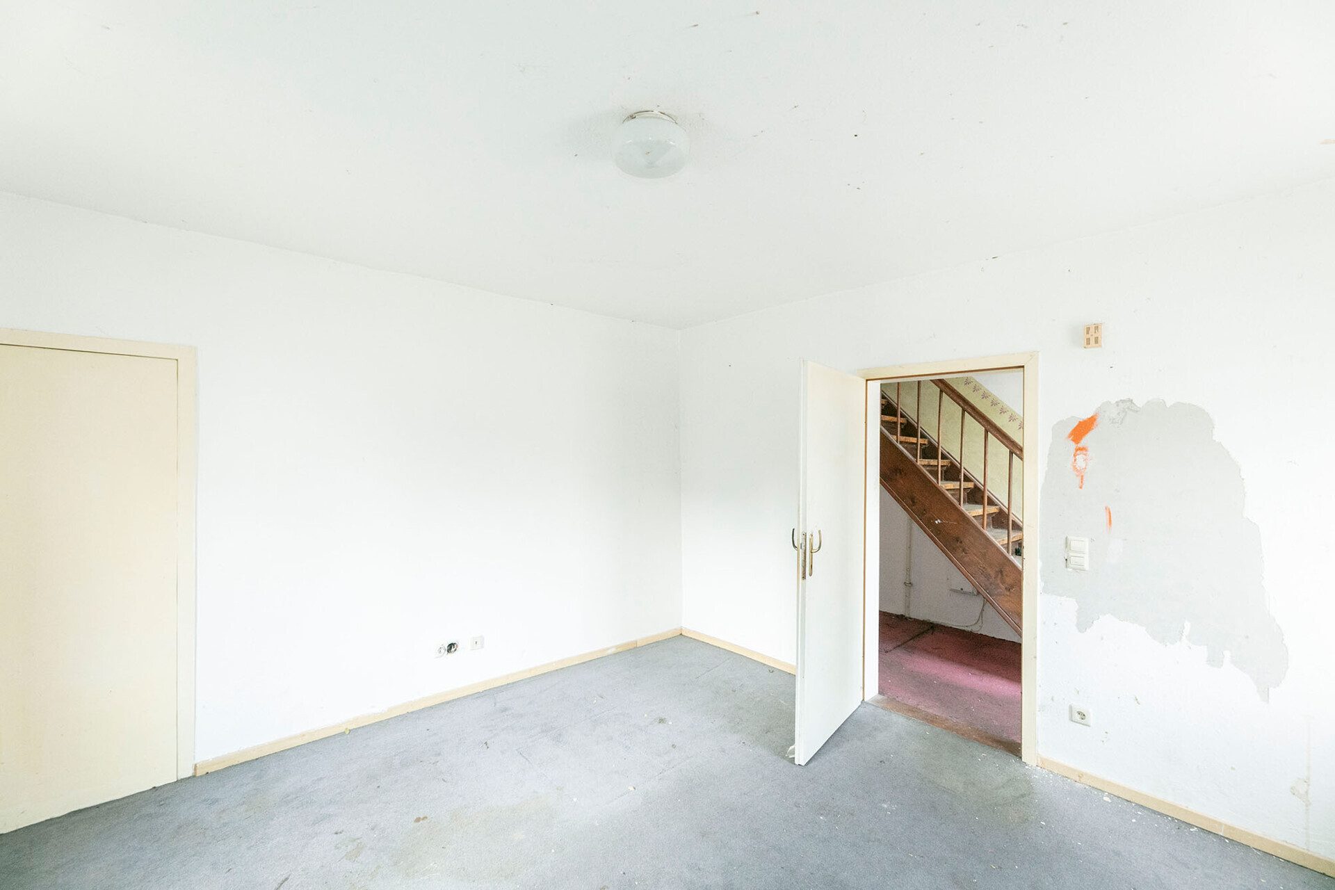 Immobilienangebot - Ulm - Alle - Sanierungsbedürftiges ZFH – Viel Potenzial für neue Wohnideen