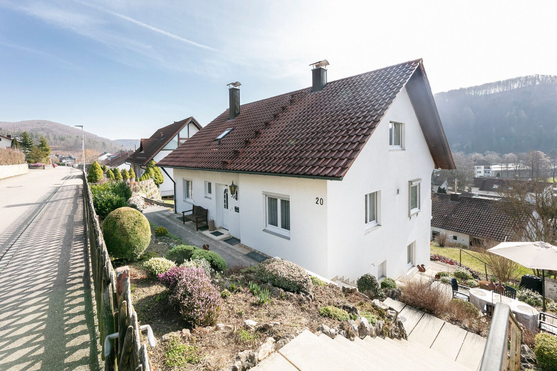 Immobilienangebot - Schelklingen - Alle - Mit dem Blick über die Stadt - 
Viel Platz für die ganze Familie!