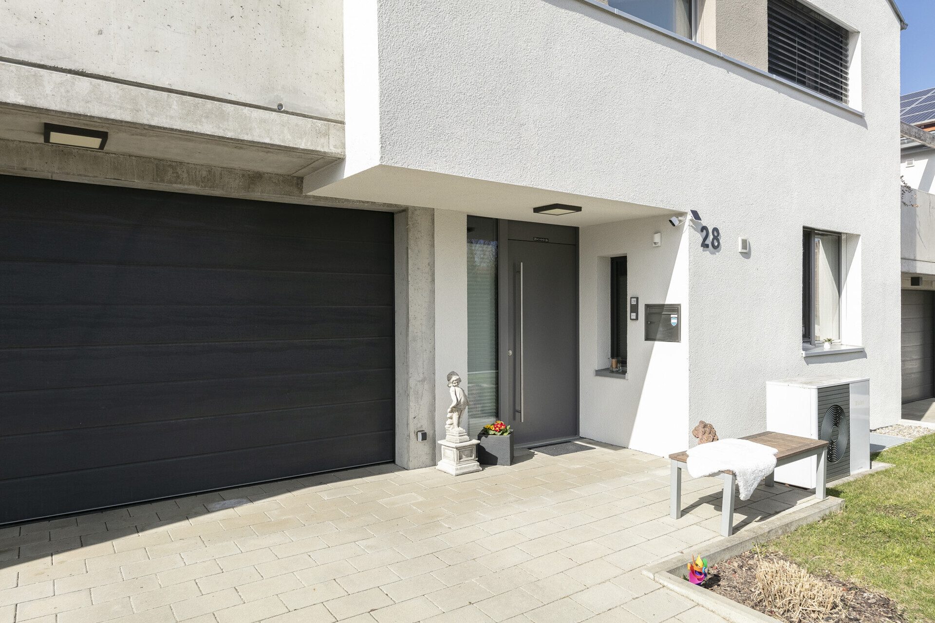 Immobilienangebot - Oberdischingen - Alle - Wohnkultur auf höchstem Niveau - exklusives Einfamilienhaus mit Designanspruch