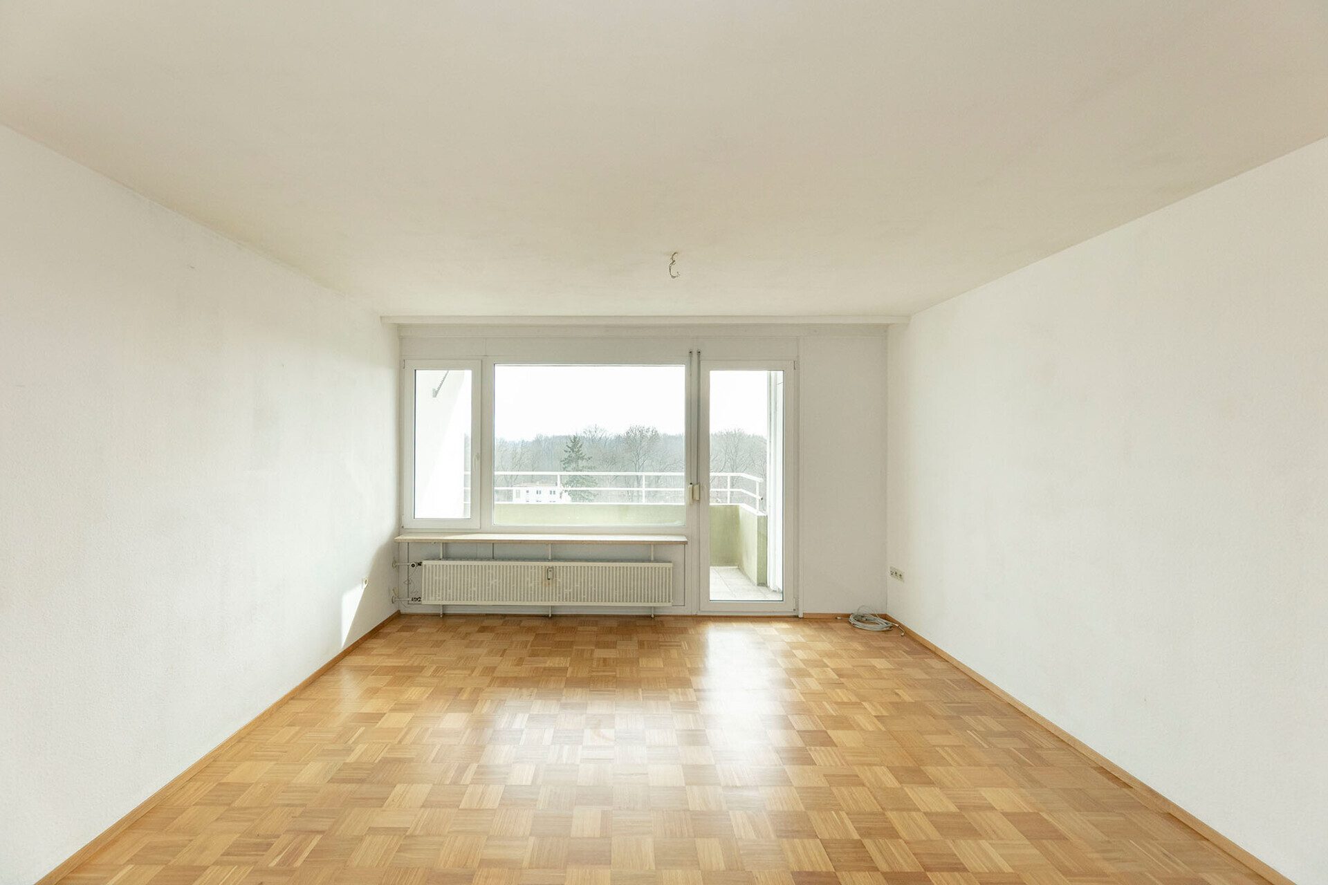 Immobilienangebot - Thalfingen - Alle - Helle und sonnige 3-Zimmer-Wohnung
im 7. Stock mit 2 Balkonen