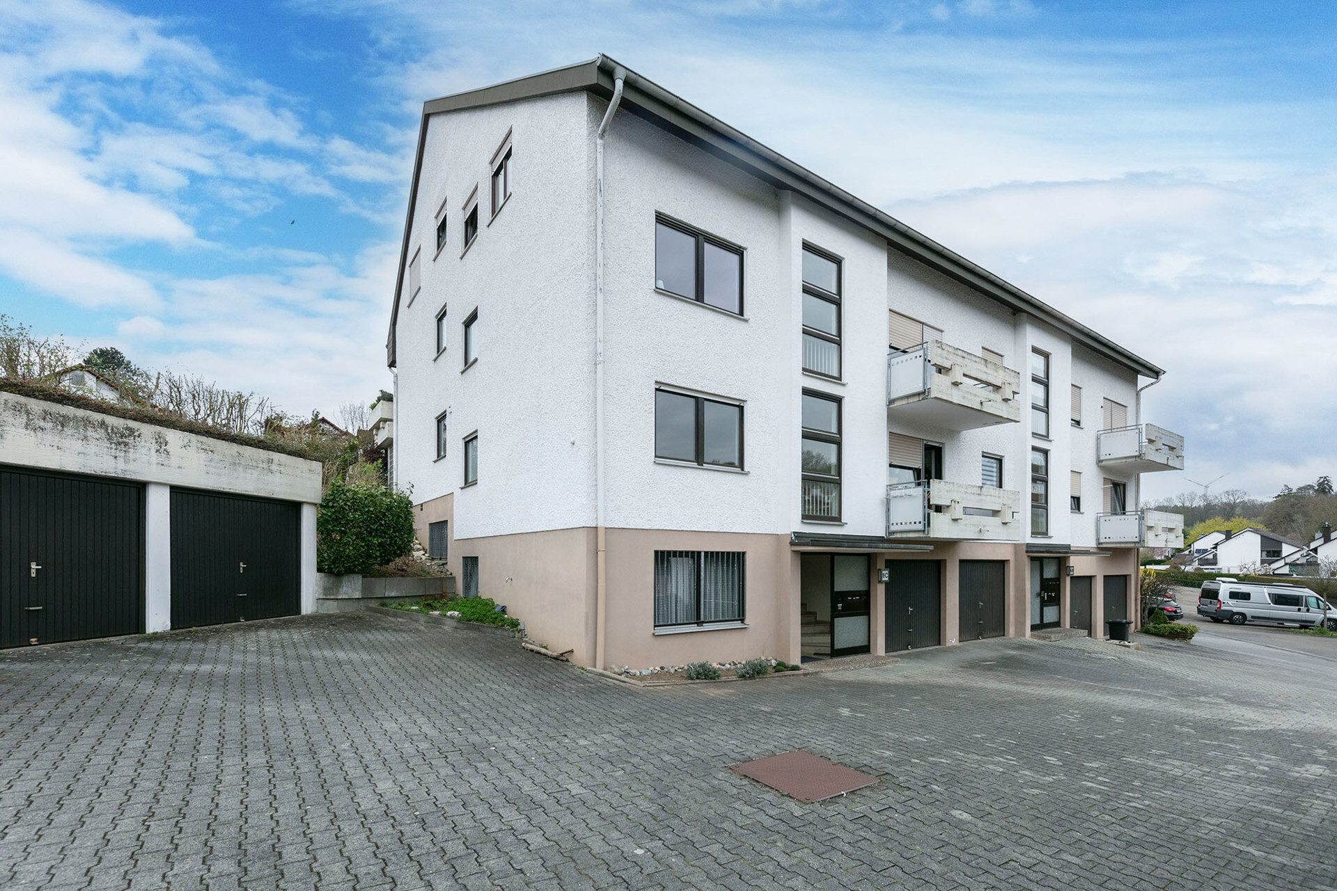 Immobilienangebot - Elchingen / Thalfingen - Alle - -Sonnentage im eigenen Garten-
charmante 2,5-Zi.- Wohnung im Hochparterre