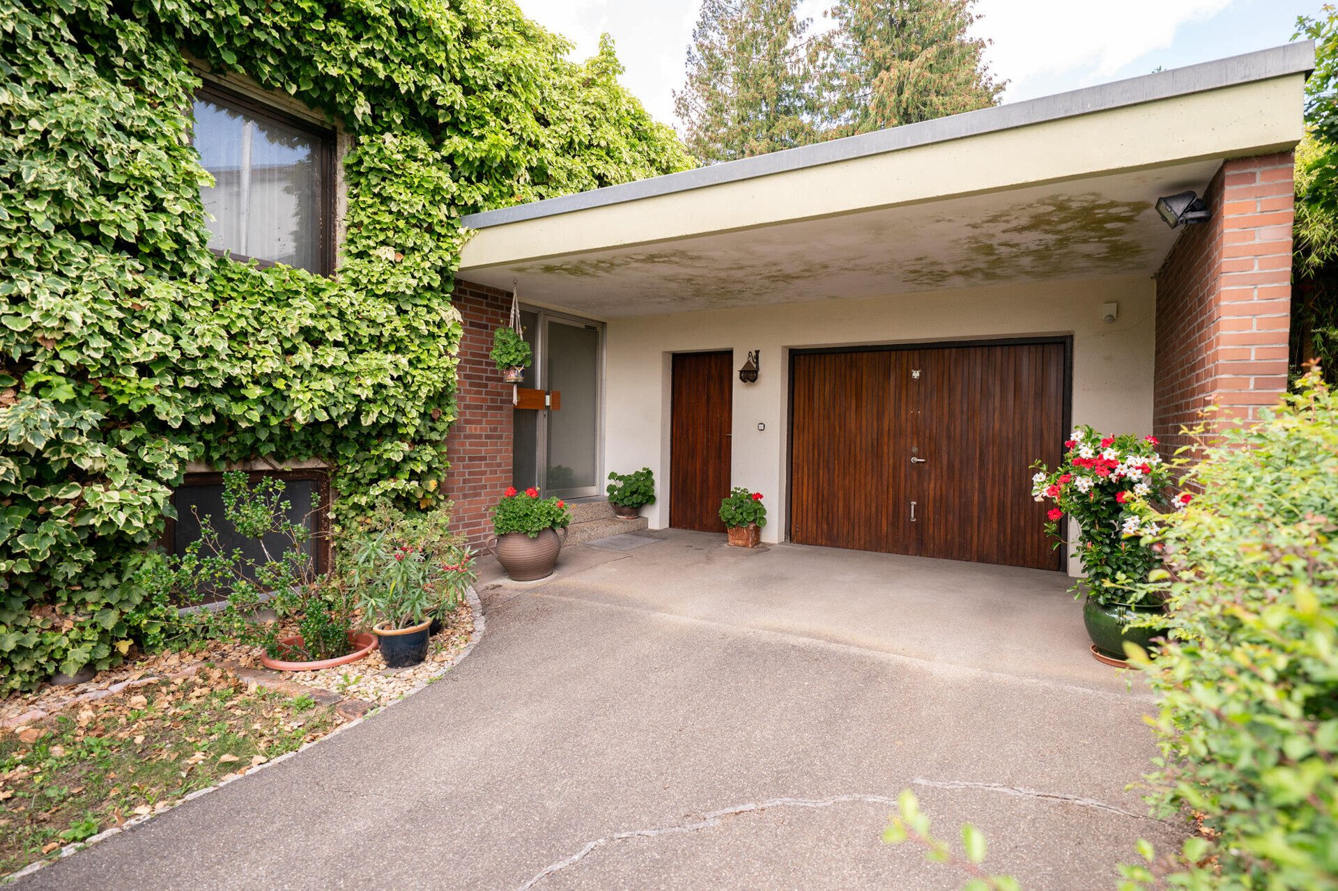 Immobilienangebot - Ehingen - Alle - Bungalow mit Platz für die ganze Familie -
Großes Grundstück, ruhige Lage