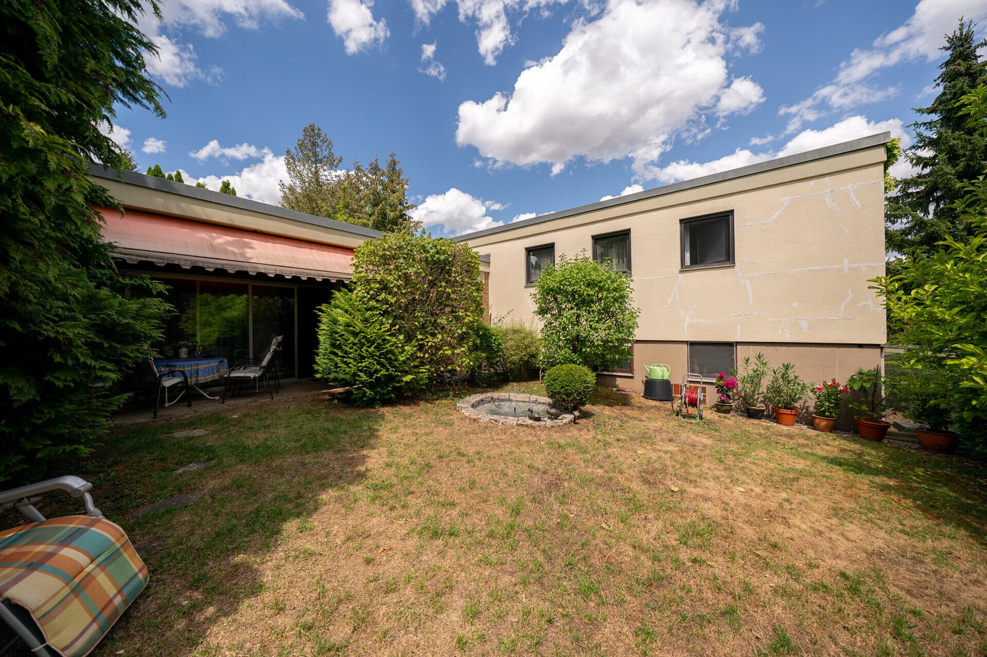 Immobilienangebot - Ehingen - Alle - Bungalow mit Platz für die ganze Familie -
Großes Grundstück, ruhige Lage