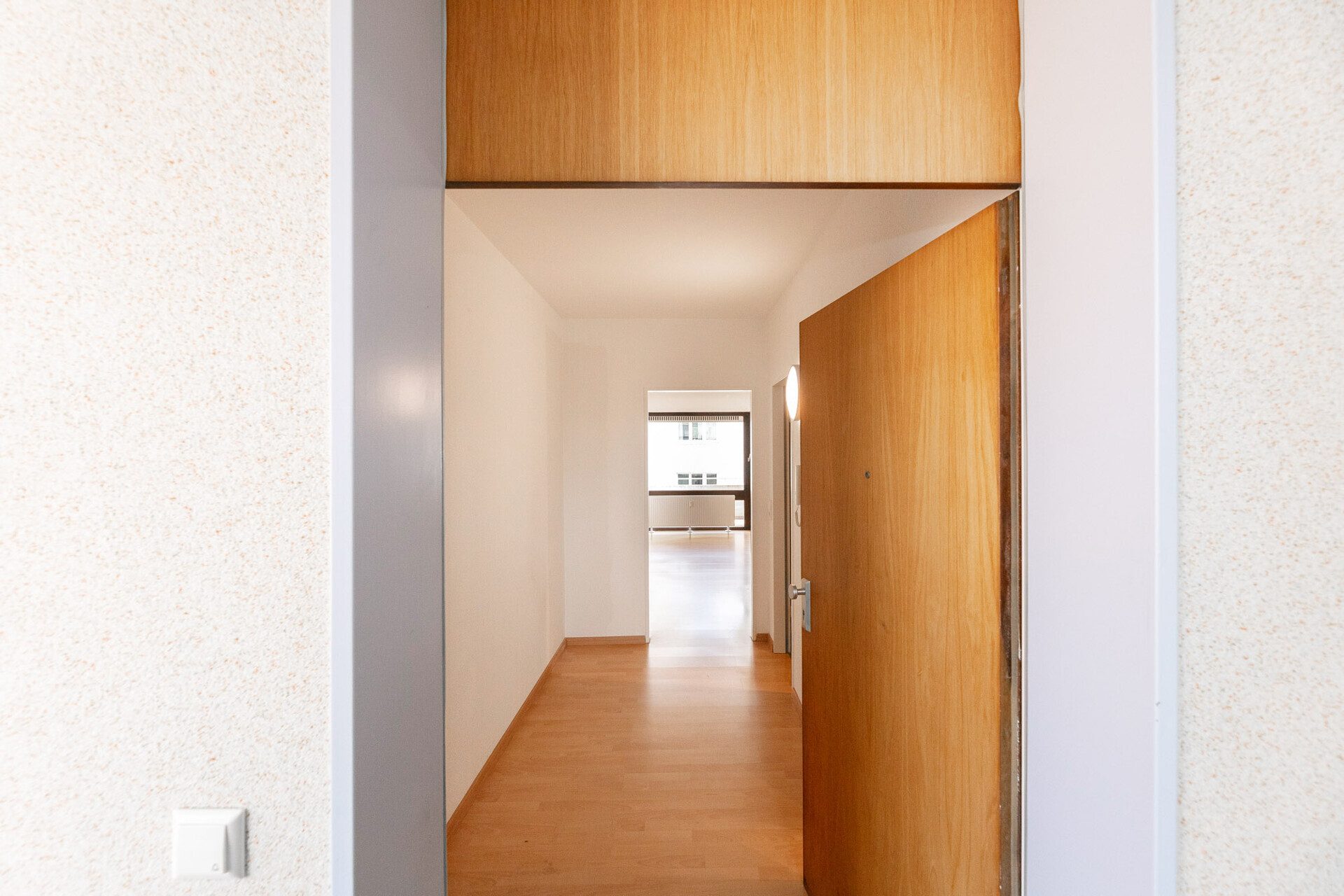 Immobilienangebot - Neu-Ulm - Alle - Selbstbezug oder Kapitalanlage?
Schönes Apartment im Zentrum!