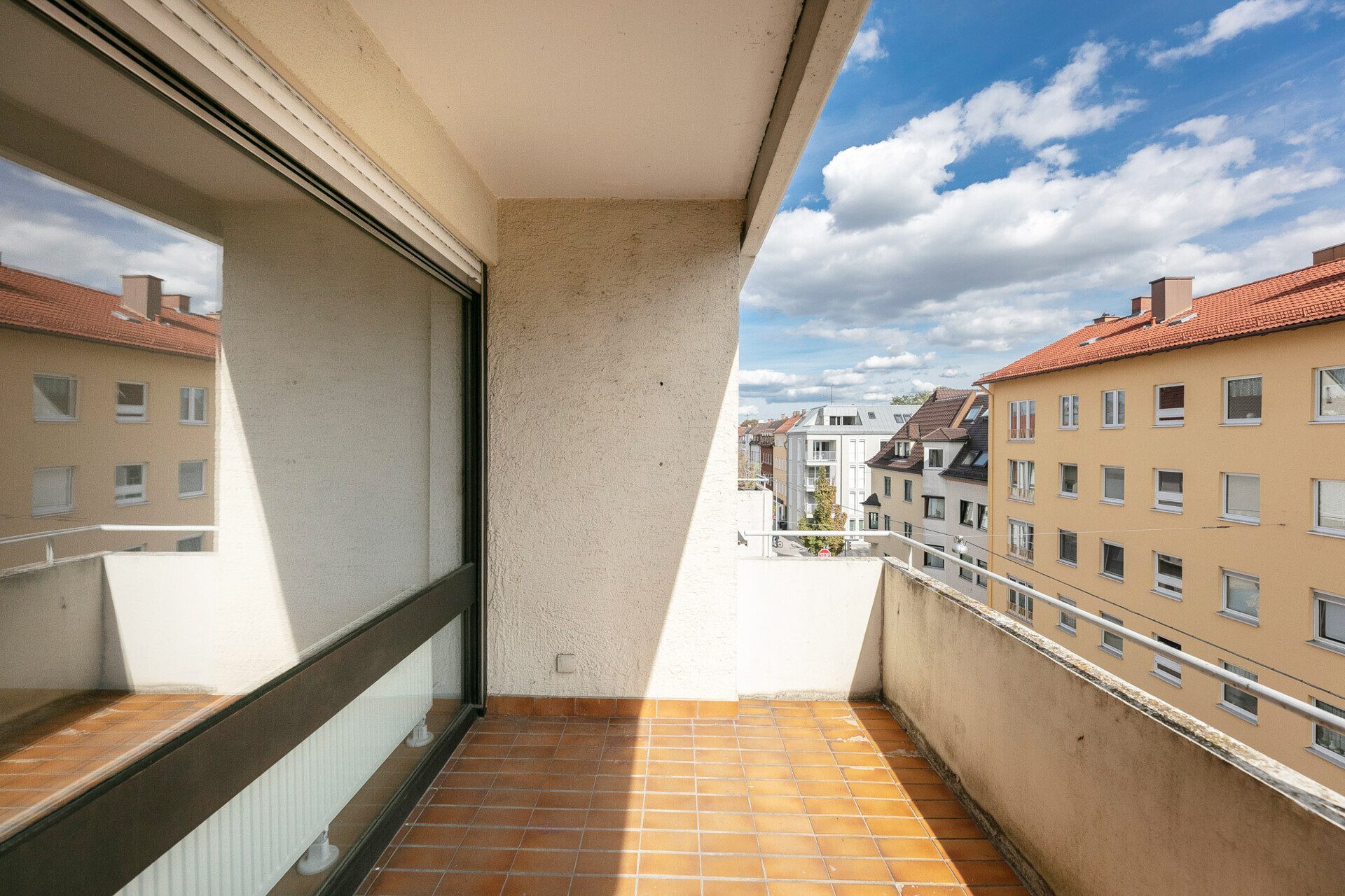 Immobilienangebot - Neu-Ulm - Alle - Selbstbezug oder Kapitalanlage?
Schönes Apartment im Zentrum!