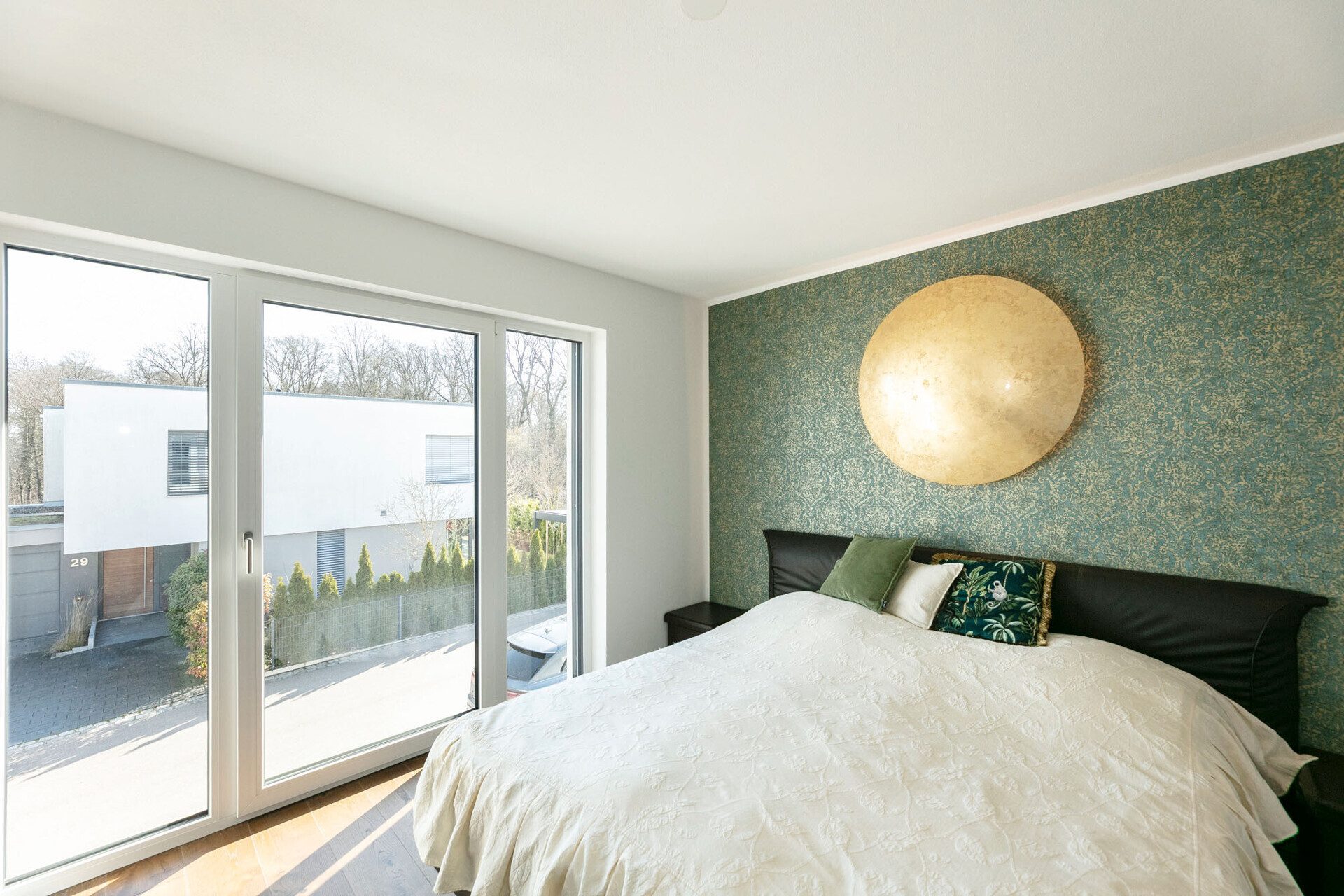 Immobilienangebot - Ulm / Böfingen - Alle - Luxus, Licht und Raum – beeindruckende Villa mit Einliegerwohnung & mehr