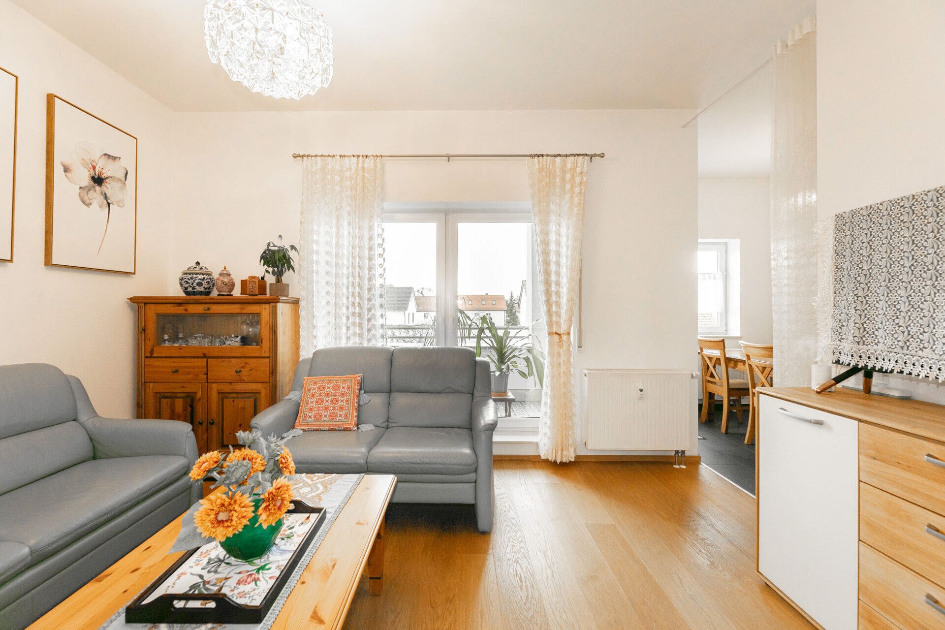 Immobilienangebot - Neu-Ulm / Offenhausen - Alle - Komfortables Wohnen in gepflegtem Ambiente – 4,5 Zimmer mit Balkon