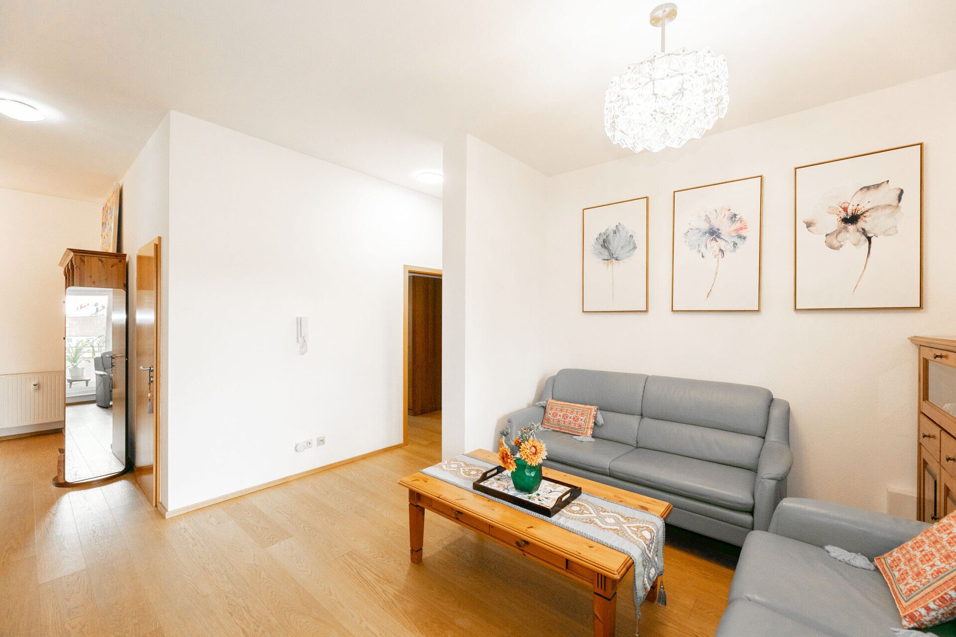 Immobilienangebot - Neu-Ulm / Offenhausen - Alle - Komfortables Wohnen in gepflegtem Ambiente – 4,5 Zimmer mit Balkon