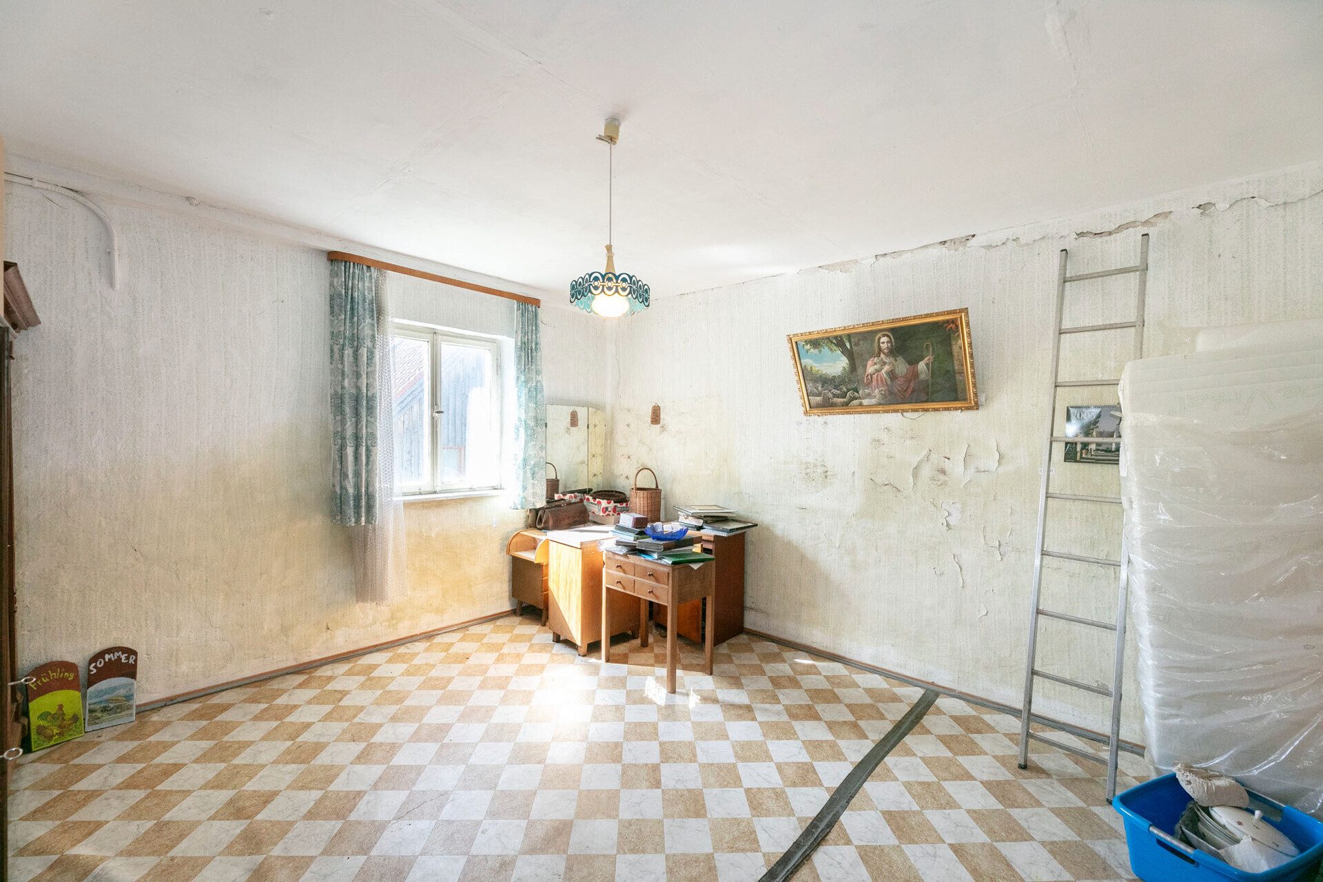 Immobilienangebot - Neu-Ulm/Steinheim - Alle - Denkmalgeschütztes Liebhaberobjekt mit Entwicklungspotenzial