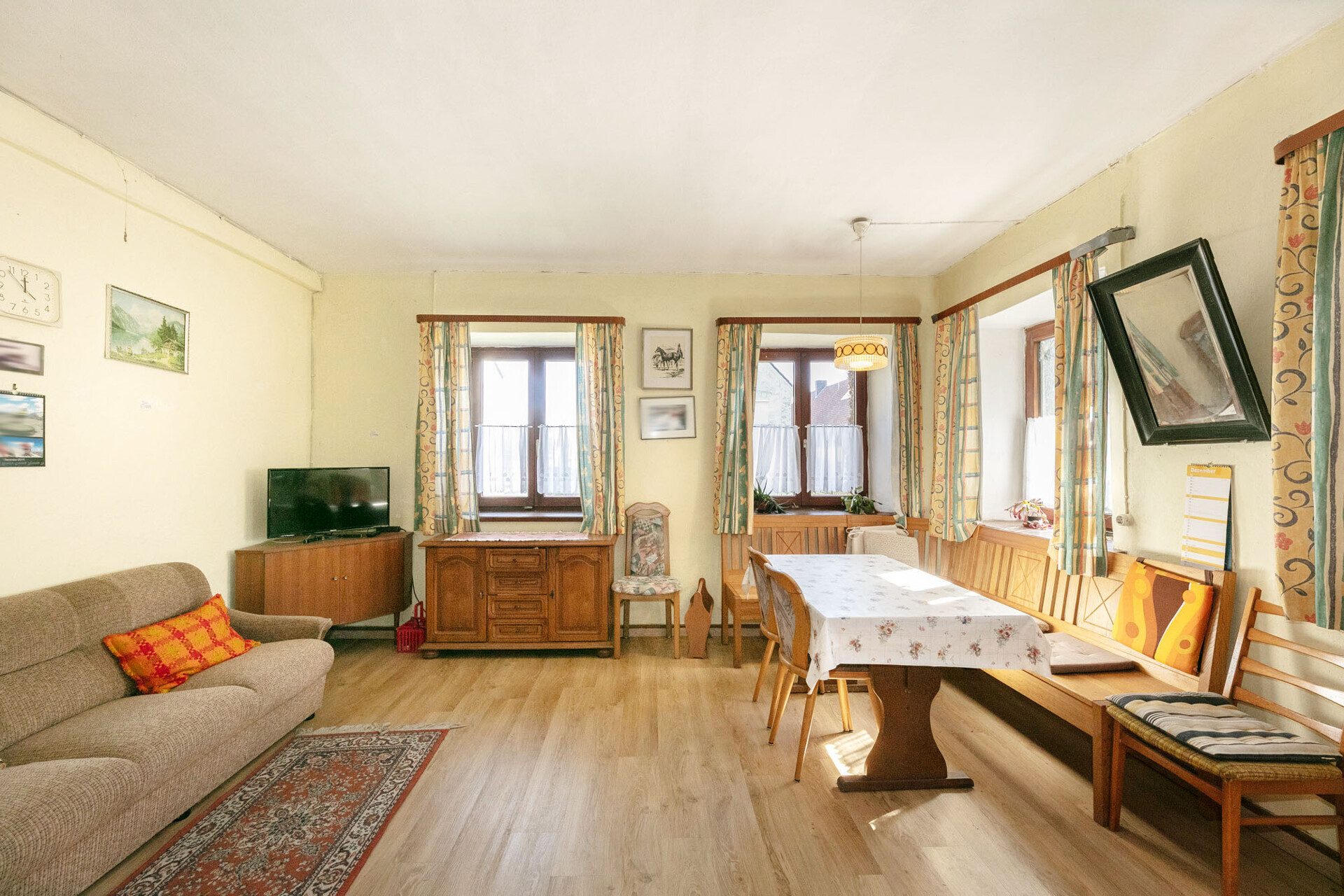 Immobilienangebot - Neu-Ulm/Steinheim - Alle - Denkmalgeschütztes Liebhaberobjekt mit Entwicklungspotenzial