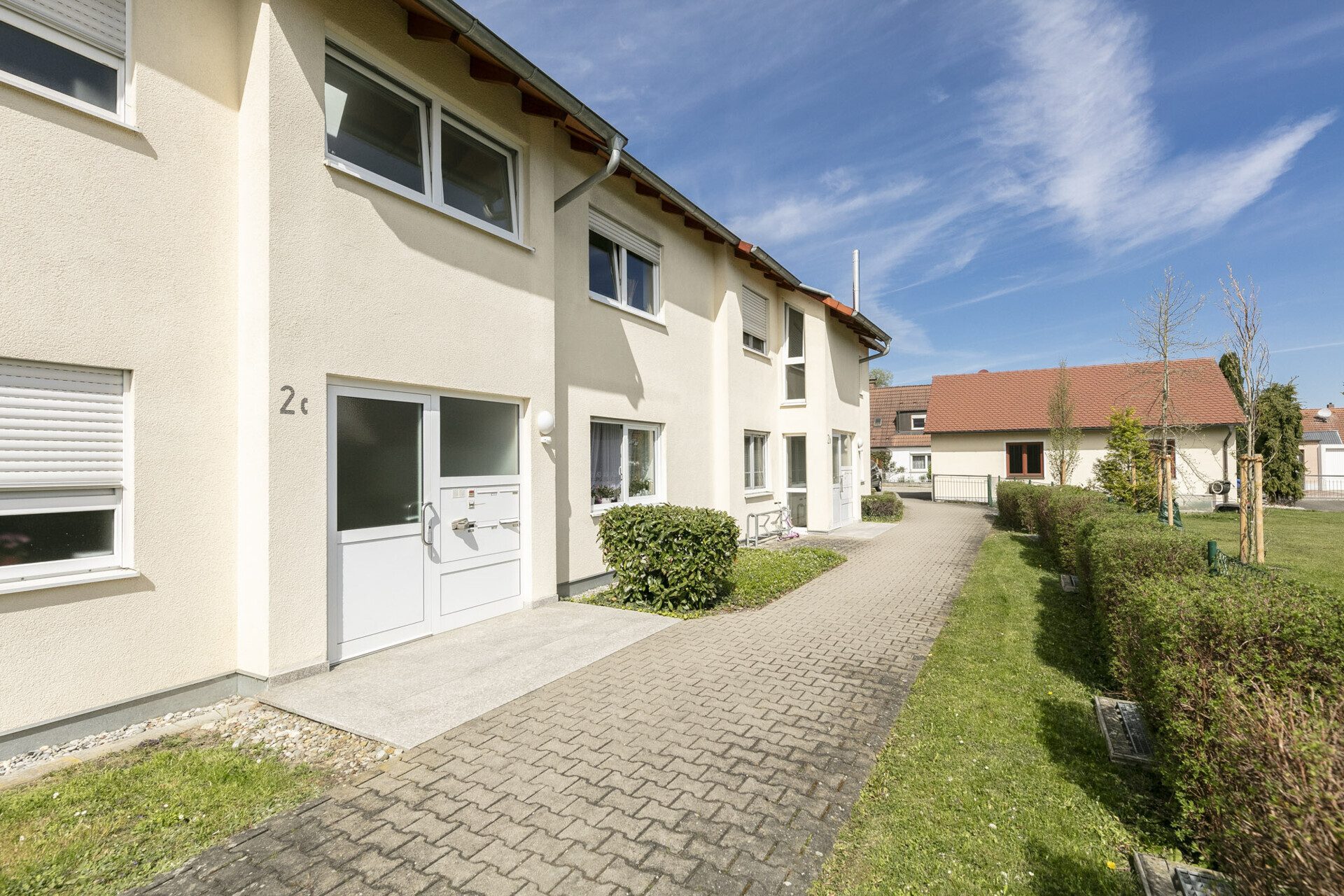 Immobilienangebot - Leipheim - Alle - Heute Kapitalanlage – morgen Ihr Zuhause: 3-Zimmer im EG + 2 TG-Stellplätze