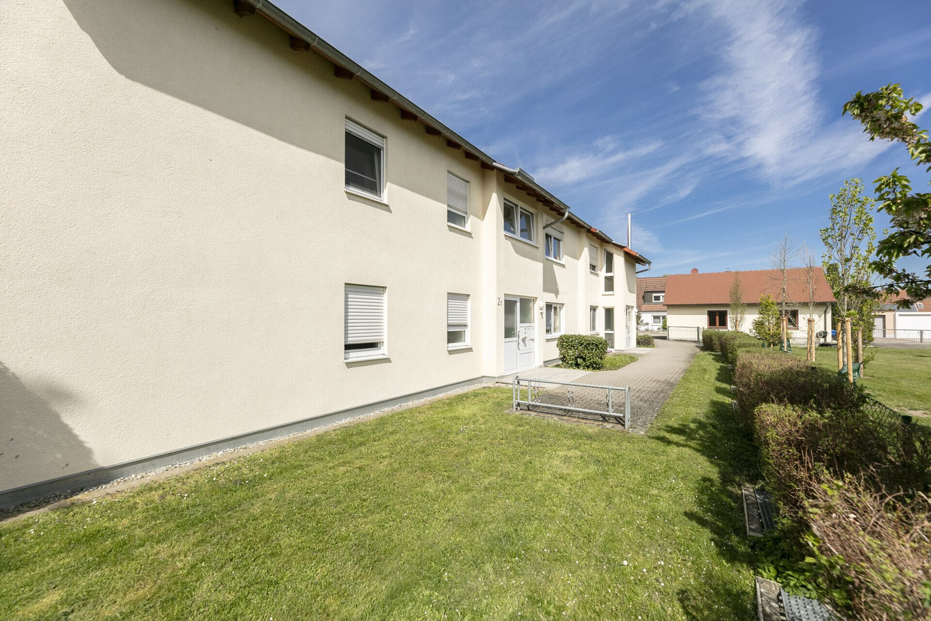 Immobilienangebot - Leipheim - Alle - Heute Kapitalanlage – morgen Ihr Zuhause: 3-Zimmer im EG + 2 TG-Stellplätze
