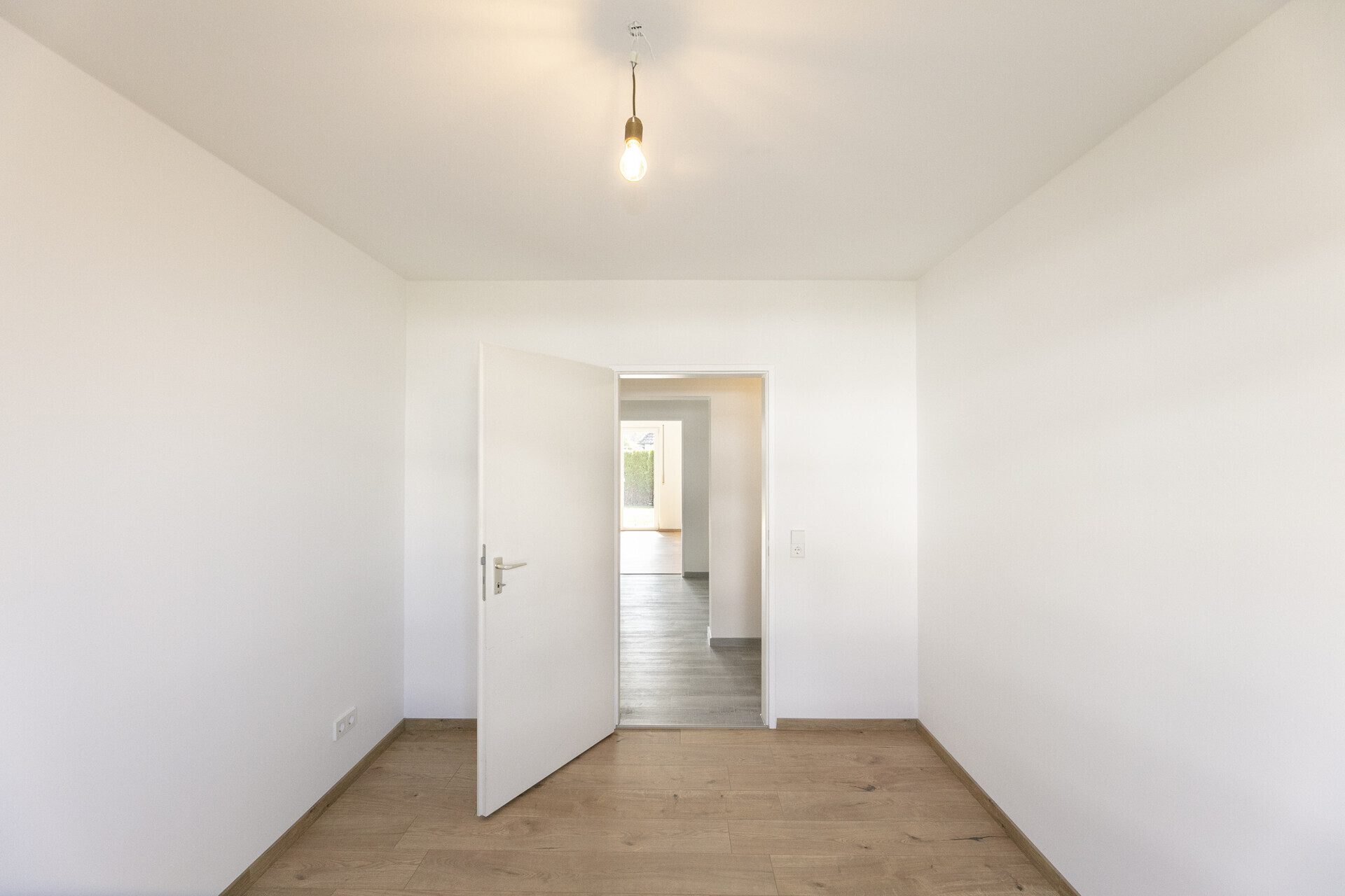 Immobilienangebot - Neu-Ulm / Pfuhl - Alle - Ihr Rückzugsort mit Sonne & Grün – stilvoll modernisiert