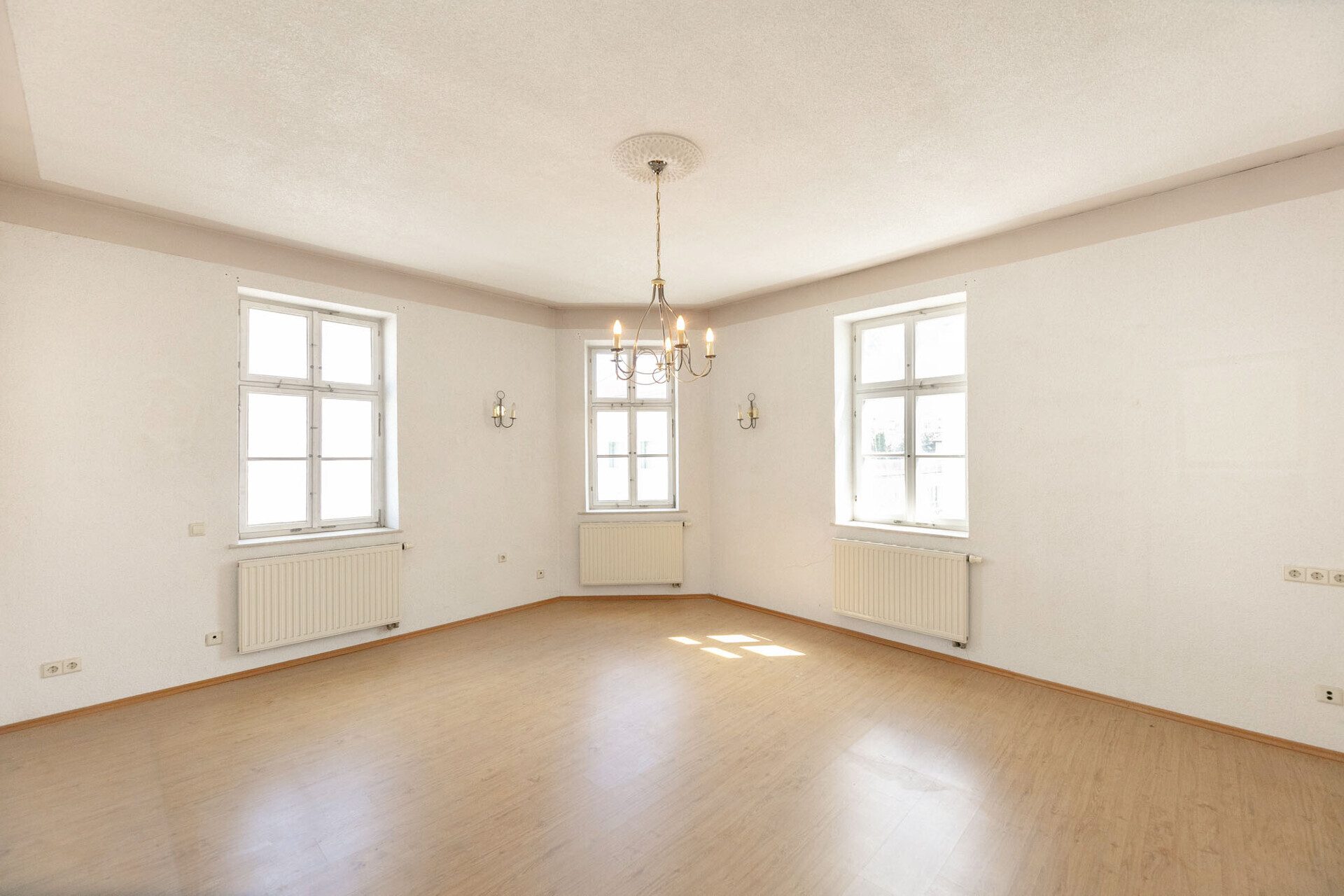 Immobilienangebot - Weißenhorn - Alle - Wohn- und Geschäftshaus mit Entwicklungspotenzial im Herzen von Weißenhorn