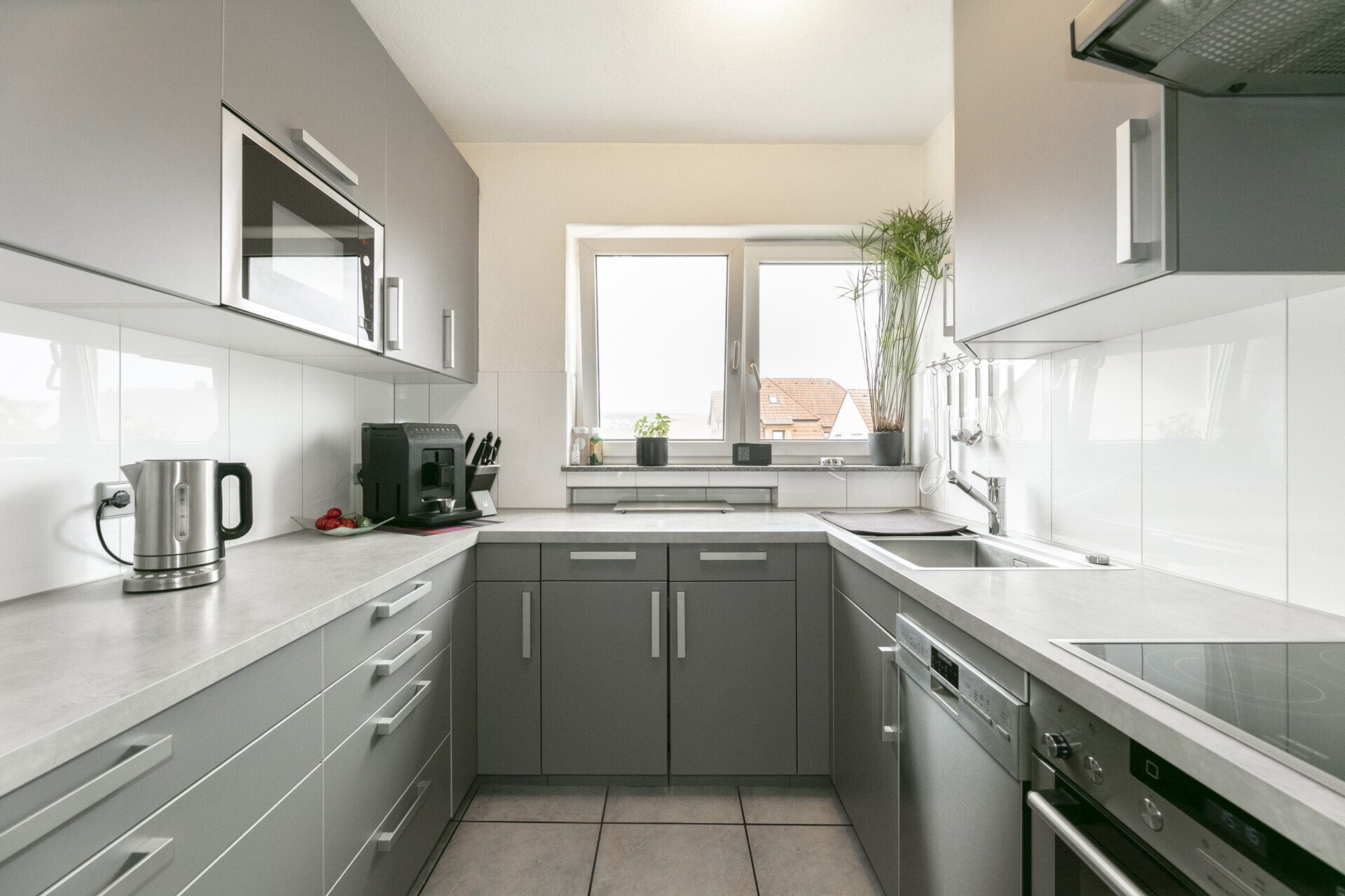 Immobilienangebot - Ulm/Söflingen - Alle - Investieren in Beständigkeit – MFH mit 6 Einheiten im begehrten Söflingen!