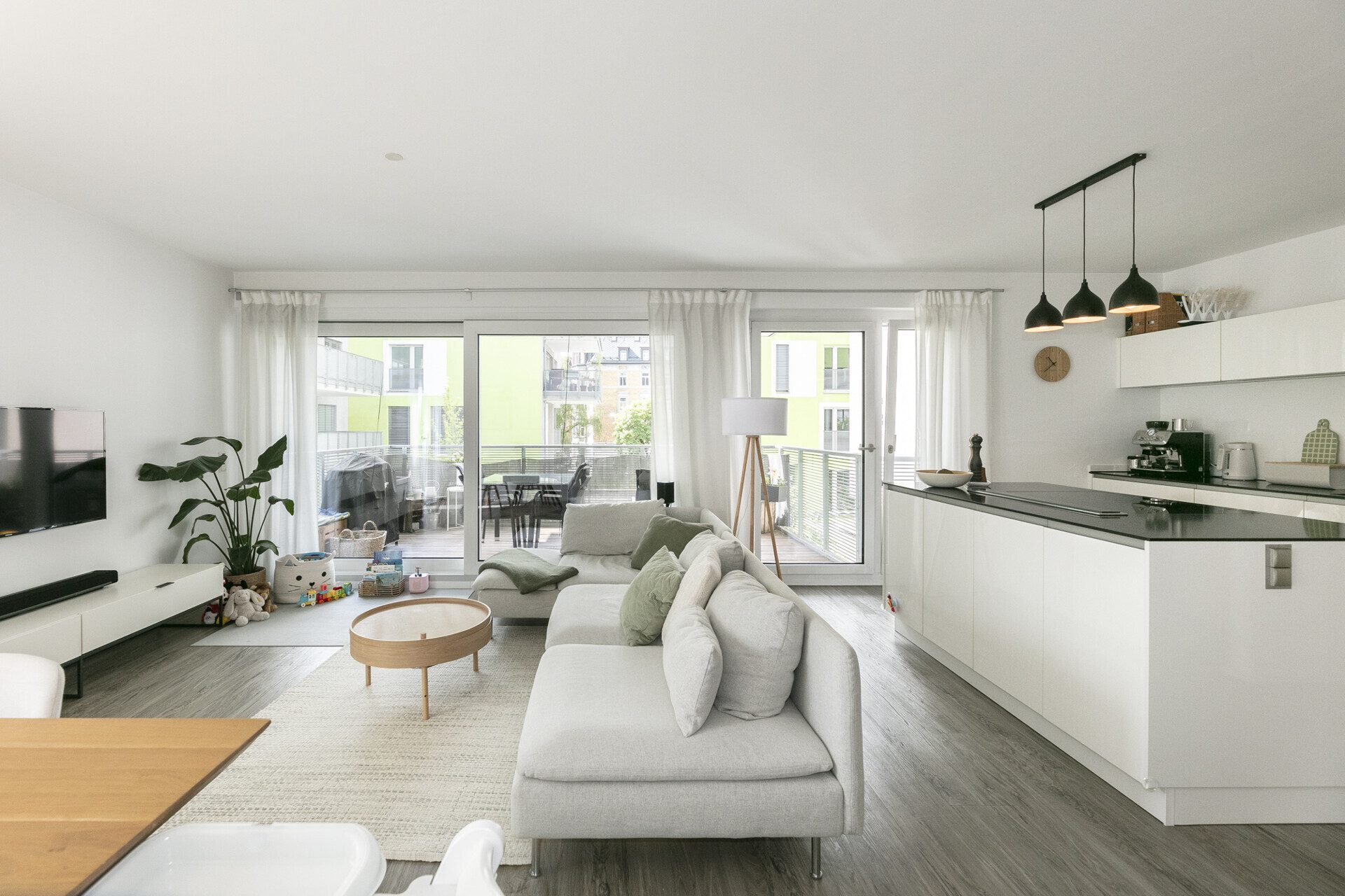 Immobilienangebot - Ulm - Alle - Modernes Wohnen mit Stil – Licht, Komfort und Lebensqualität vereint
