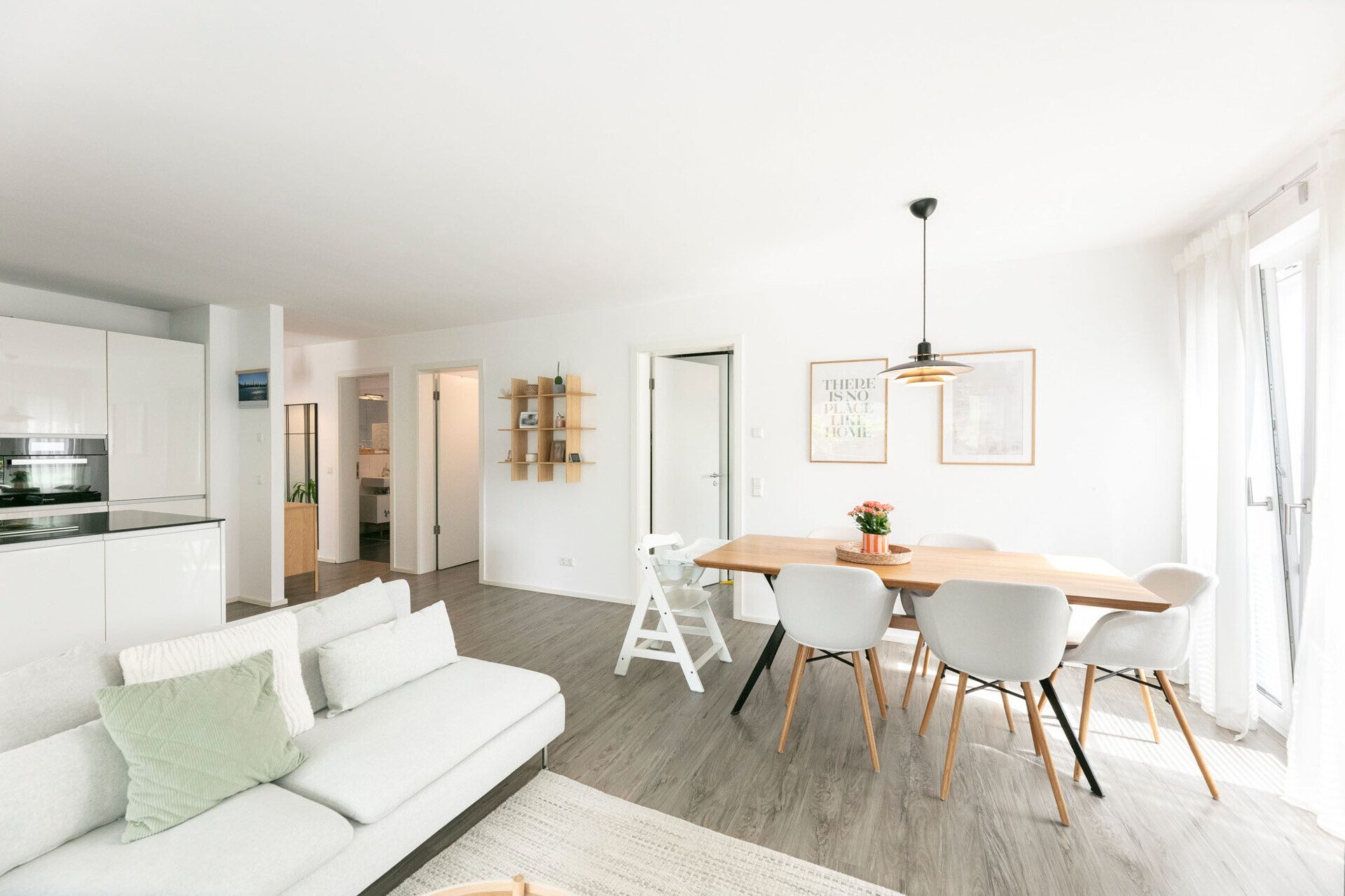 Immobilienangebot - Ulm - Alle - Modernes Wohnen mit Stil – Licht, Komfort und Lebensqualität vereint