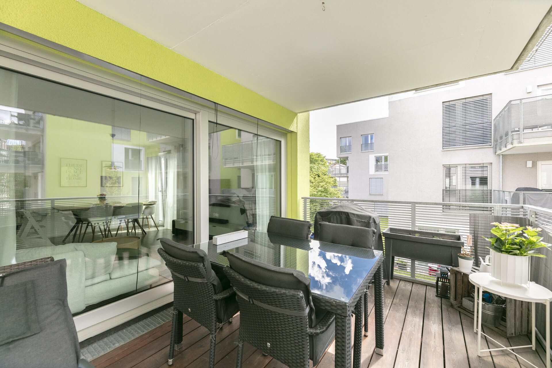 Immobilienangebot - Ulm - Alle - Modernes Wohnen mit Stil – Licht, Komfort und Lebensqualität vereint