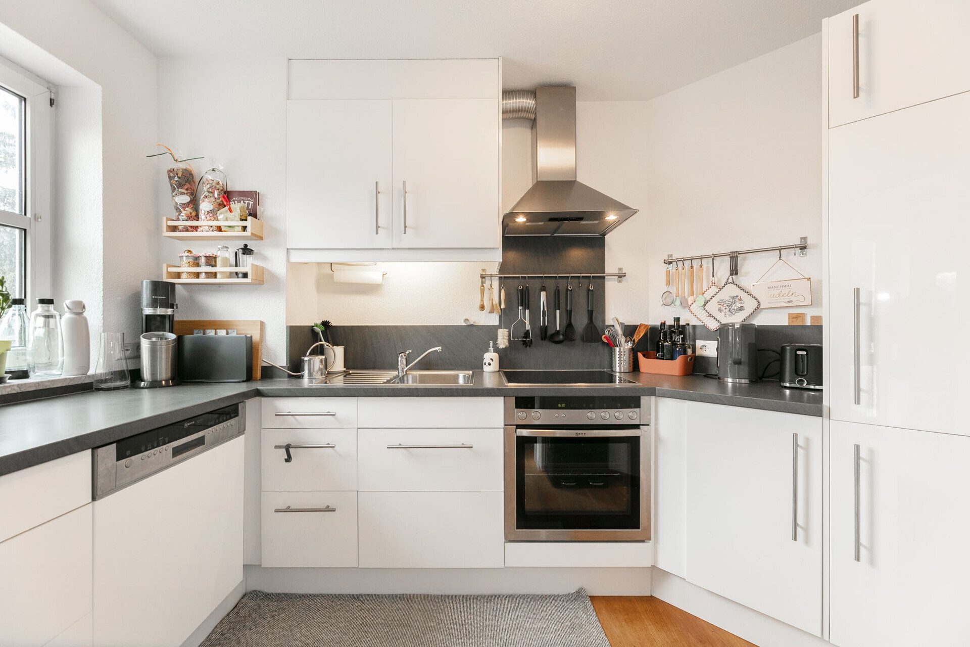 Immobilienangebot - Blaustein / Herrlingen - Alle - Wohnen auf zwei Ebenen: Großzügige 3,5-Zi.-Maisonette mit sonnigem Balkon