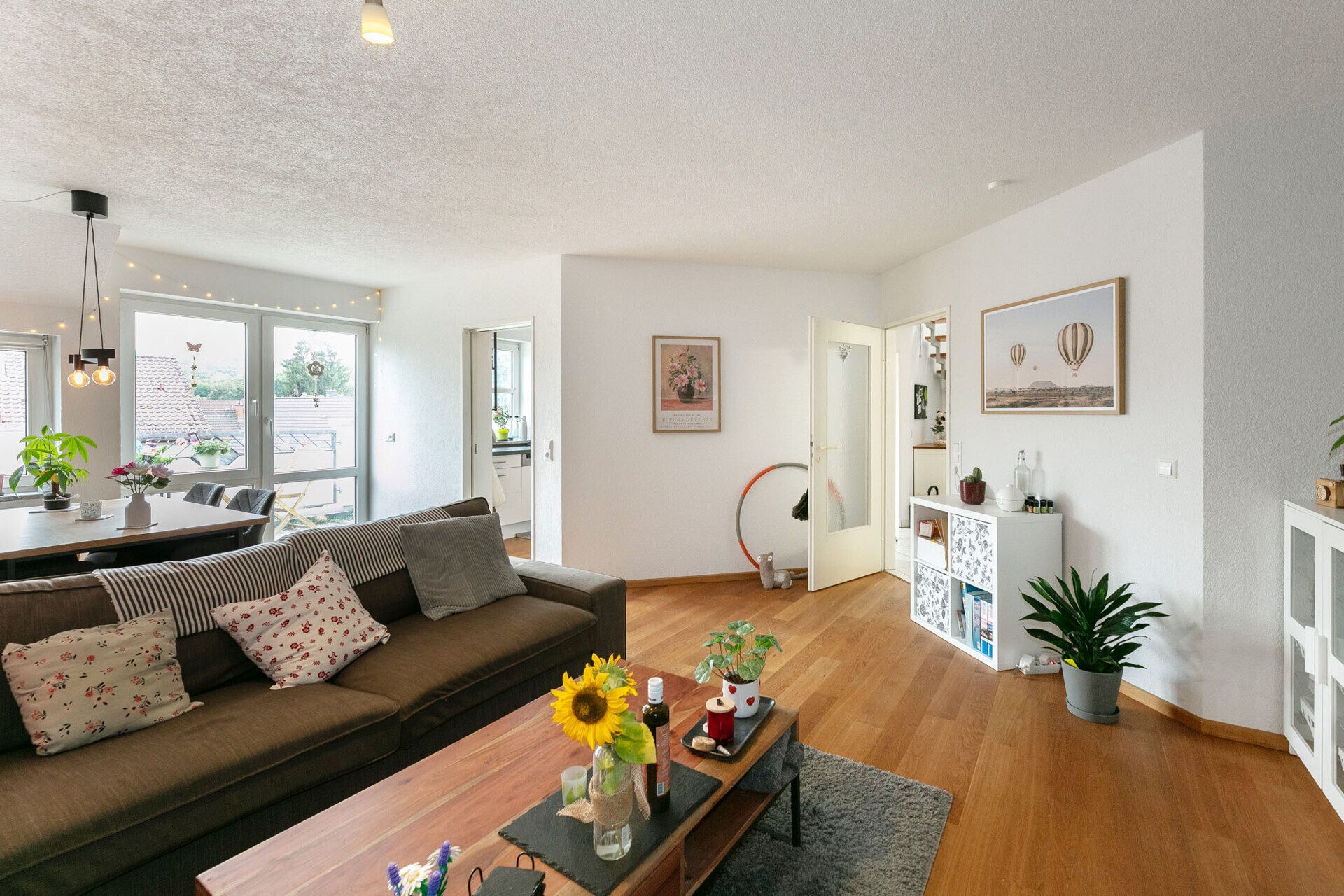 Immobilienangebot - Blaustein / Herrlingen - Alle - Wohnen auf zwei Ebenen: Großzügige 3,5-Zi.-Maisonette mit sonnigem Balkon