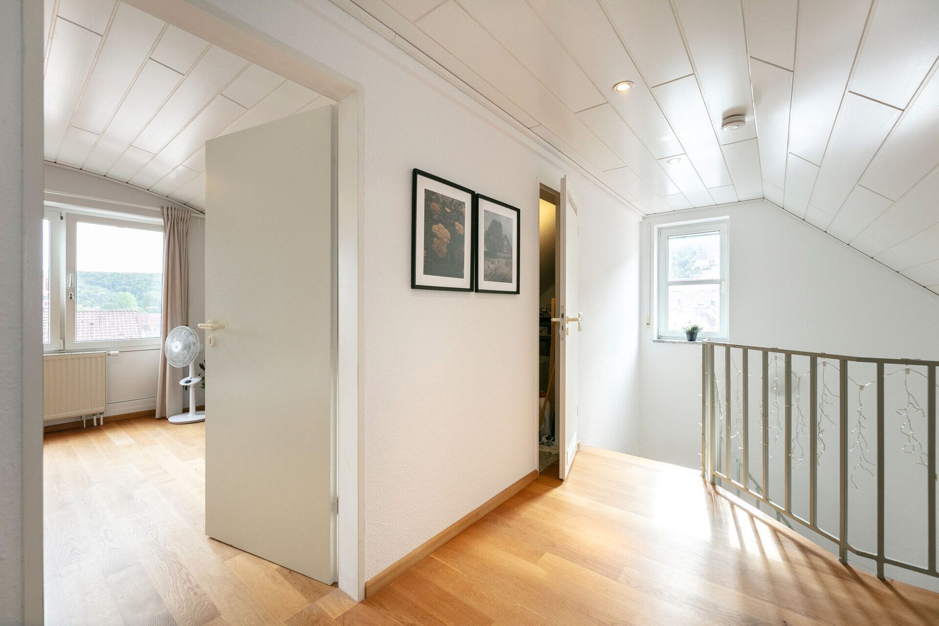 Immobilienangebot - Blaustein / Herrlingen - Alle - Wohnen auf zwei Ebenen: Großzügige 3,5-Zi.-Maisonette mit sonnigem Balkon