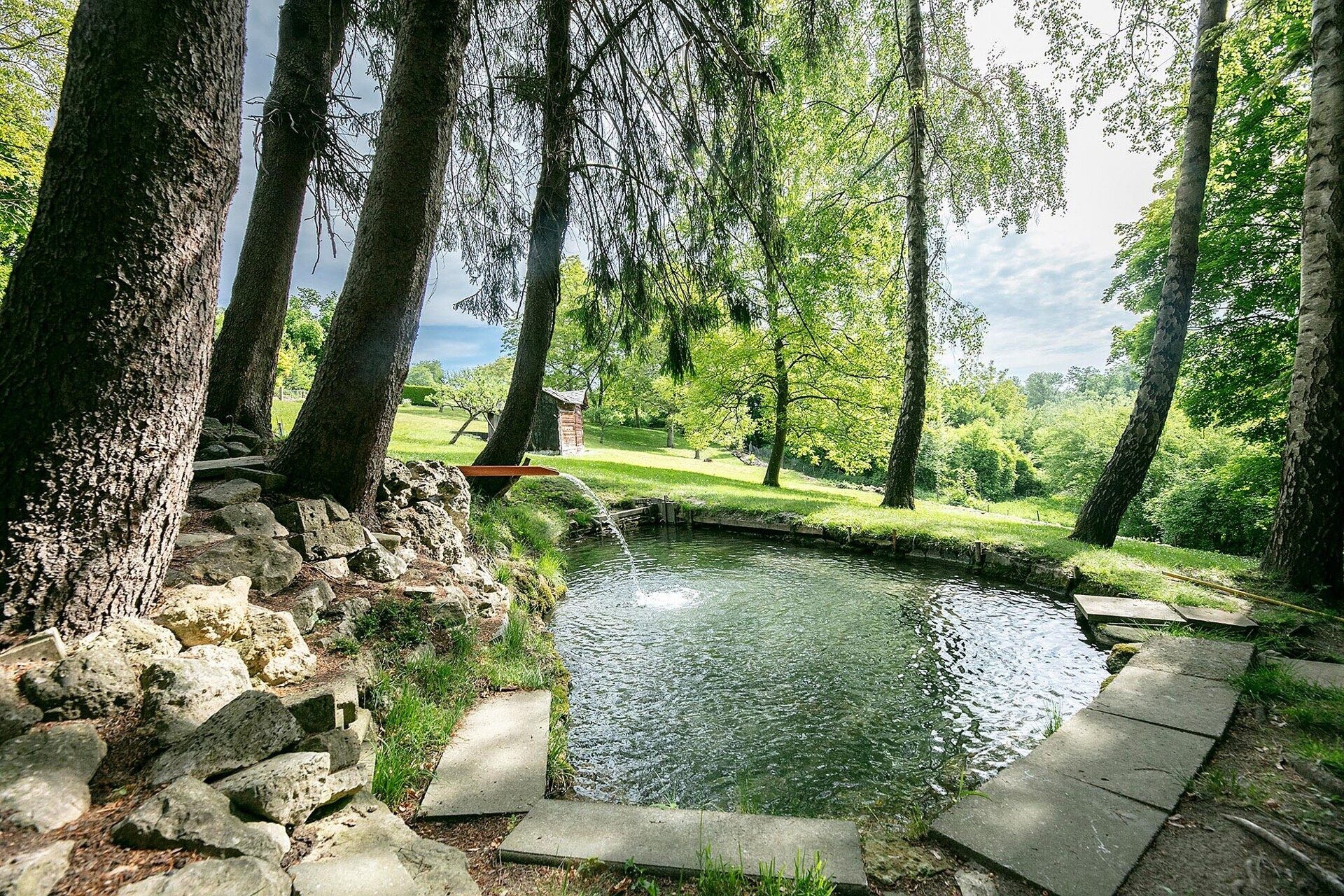 Immobilienangebot - Ulm - Alle - Freizeitgrundstück in idyllischer Grünlage mit Bachlauf