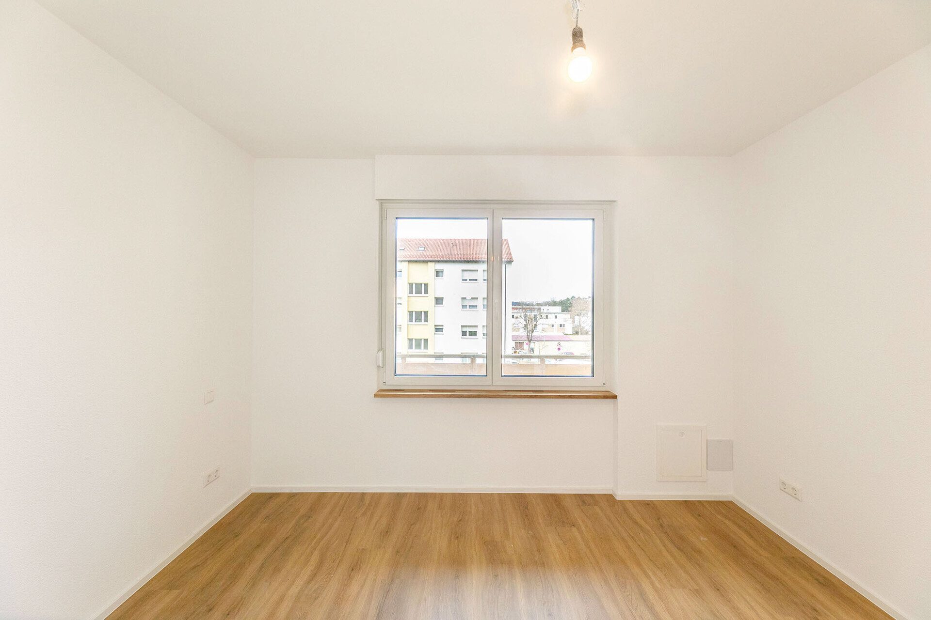 Immobilienangebot - Ulm-Eselsberg - Alle - Hier lässt es sich wohnen - sanierte 3-Zimmer-Wohnung mit Stellplatz