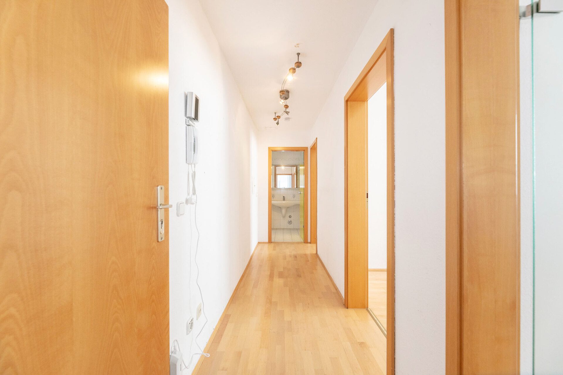 Immobilienangebot - Ulm - Alle - Wohnen mit Komfort mitten in Ulm – 3-Zi.-Wohnung mit Treppenlift