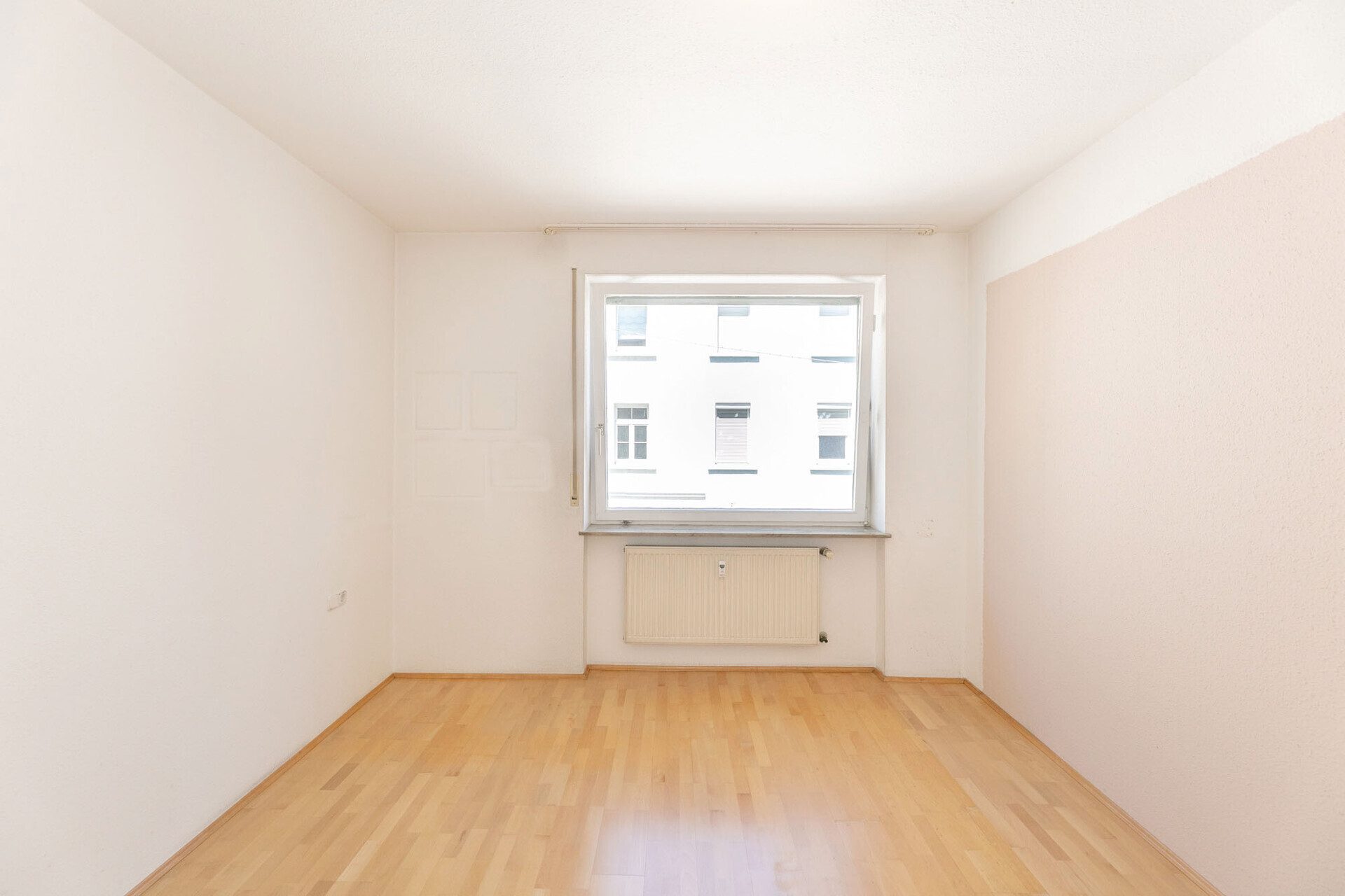Immobilienangebot - Ulm - Alle - Wohnen mit Komfort mitten in Ulm – 3-Zi.-Wohnung mit Treppenlift