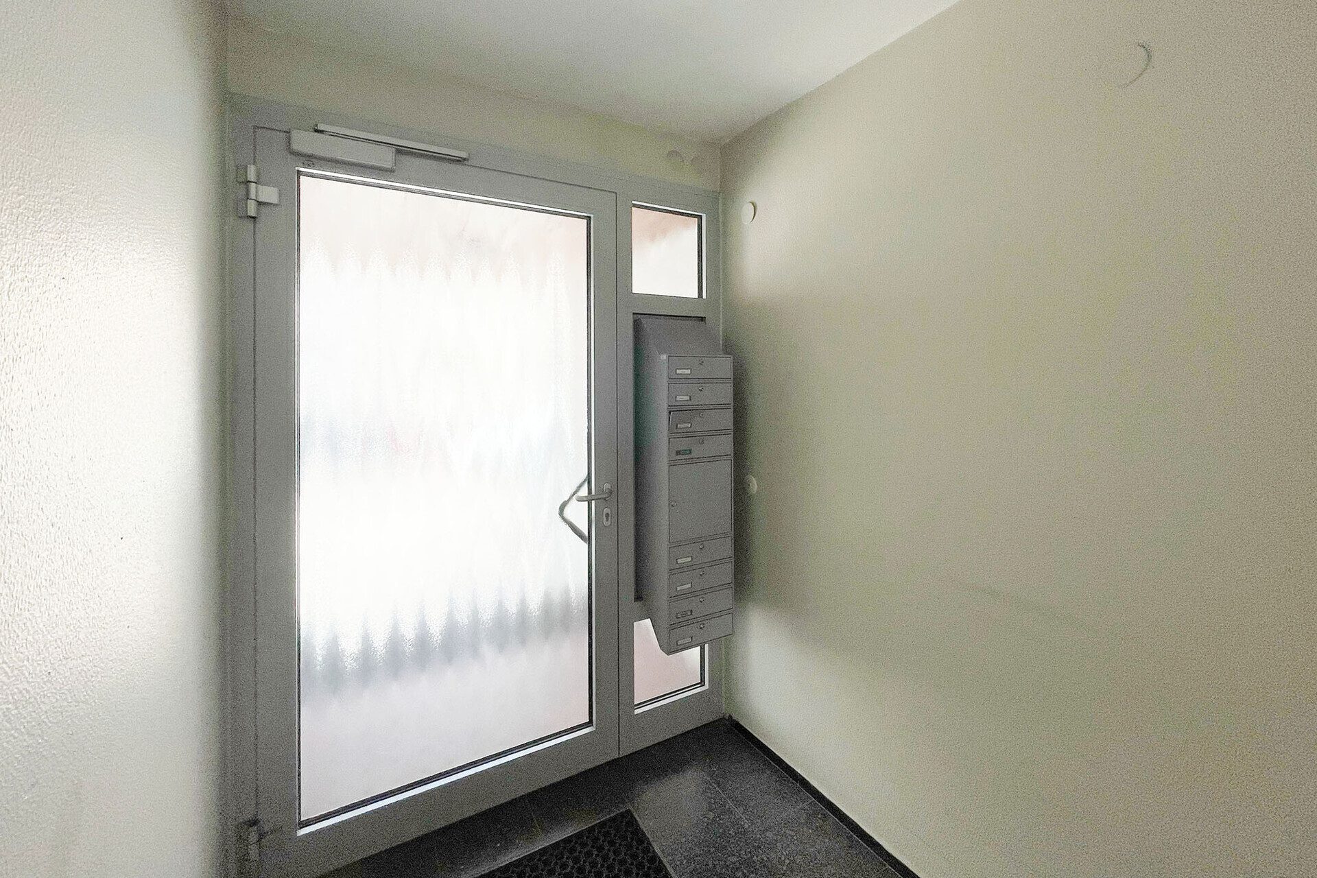 Immobilienangebot - Ulm - Alle - Wohnen mit Komfort mitten in Ulm – 3-Zi.-Wohnung mit Treppenlift